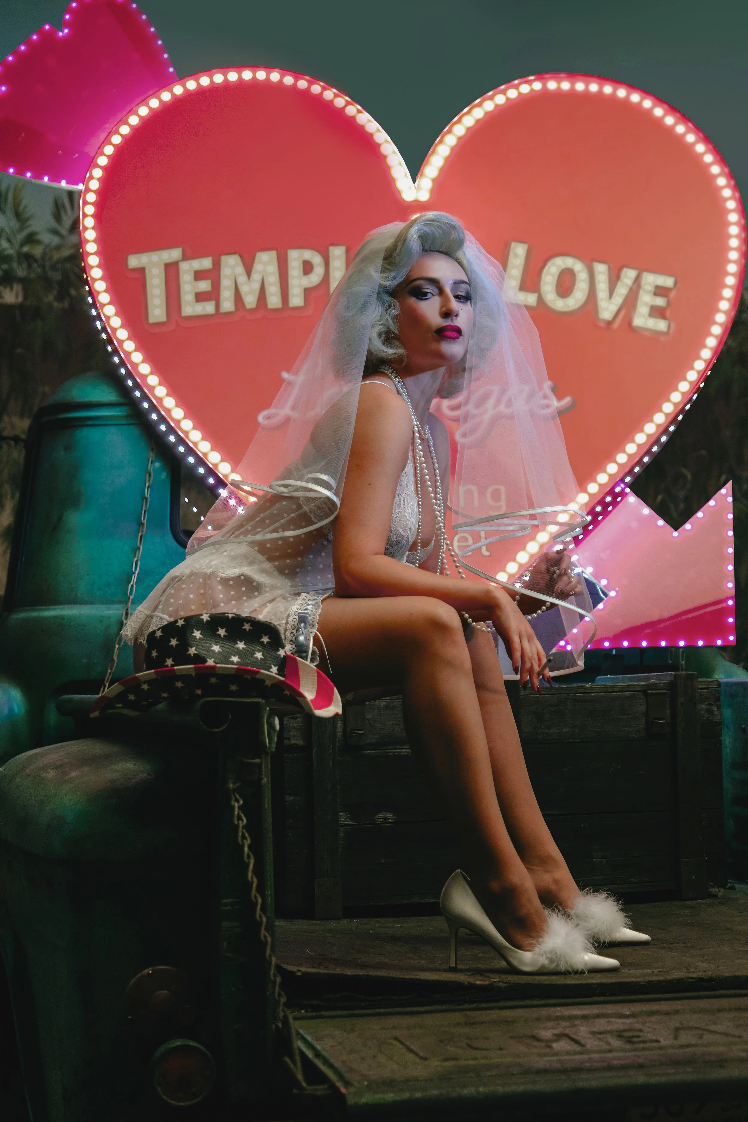 motel holywood.jpg