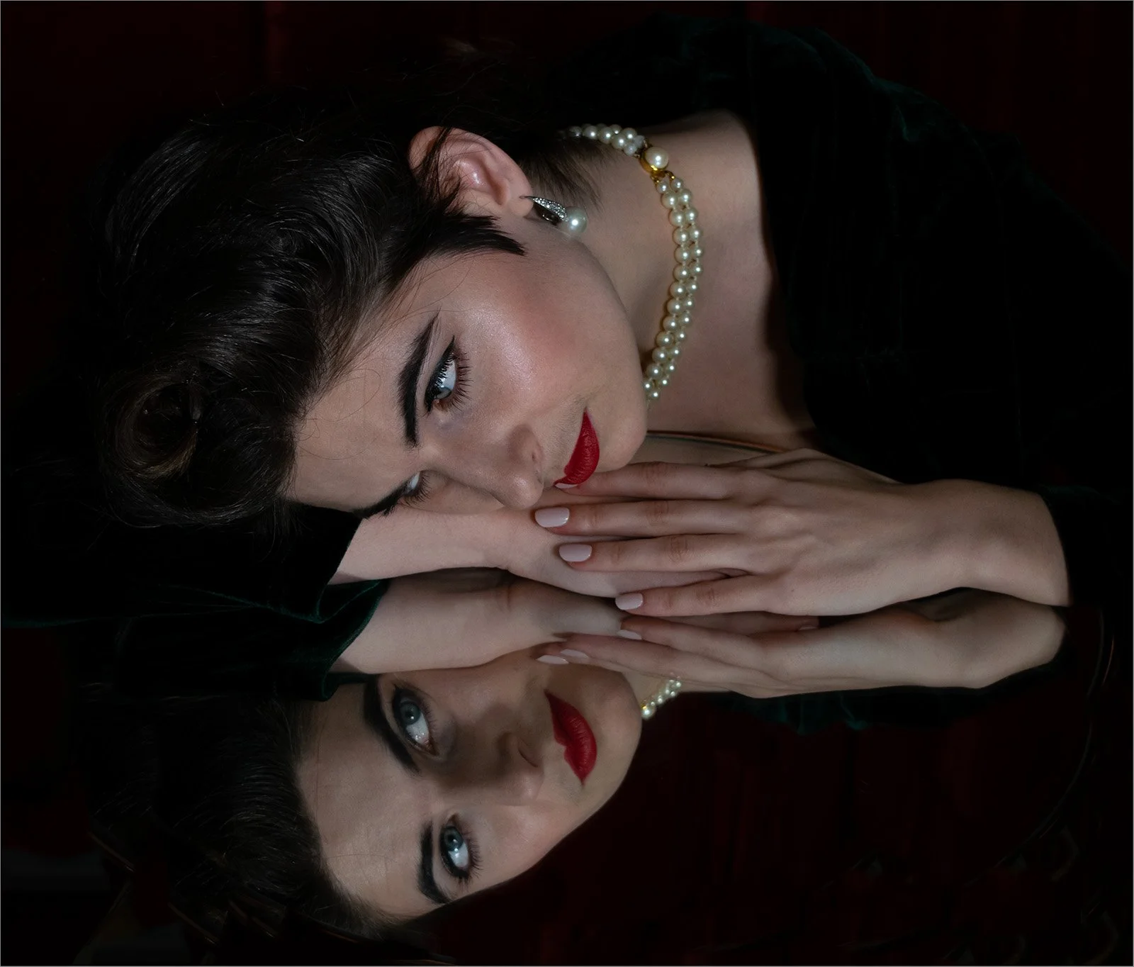 Contenplation by Sue Bee