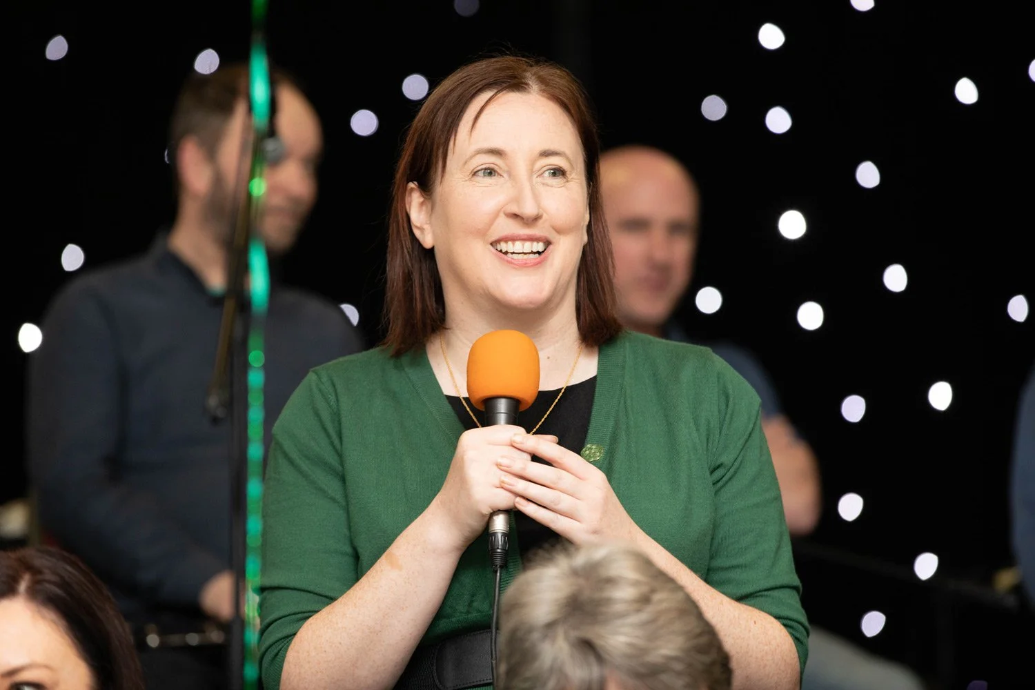 lihh-lady-with-microphone.jpg