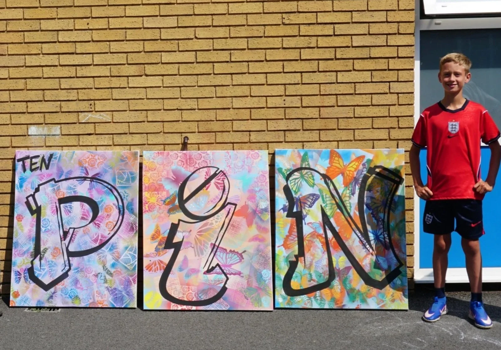 Launching a venue through community creativity