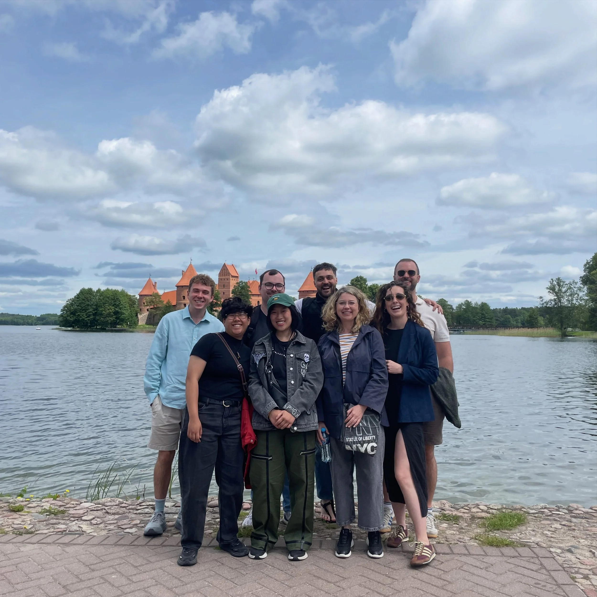 Another team Wisconsin, Ireland, Germany and Portug&aacute;l 💃 🇺🇸 🇮🇪 🇩🇪 🇵🇹 #tourlithuania