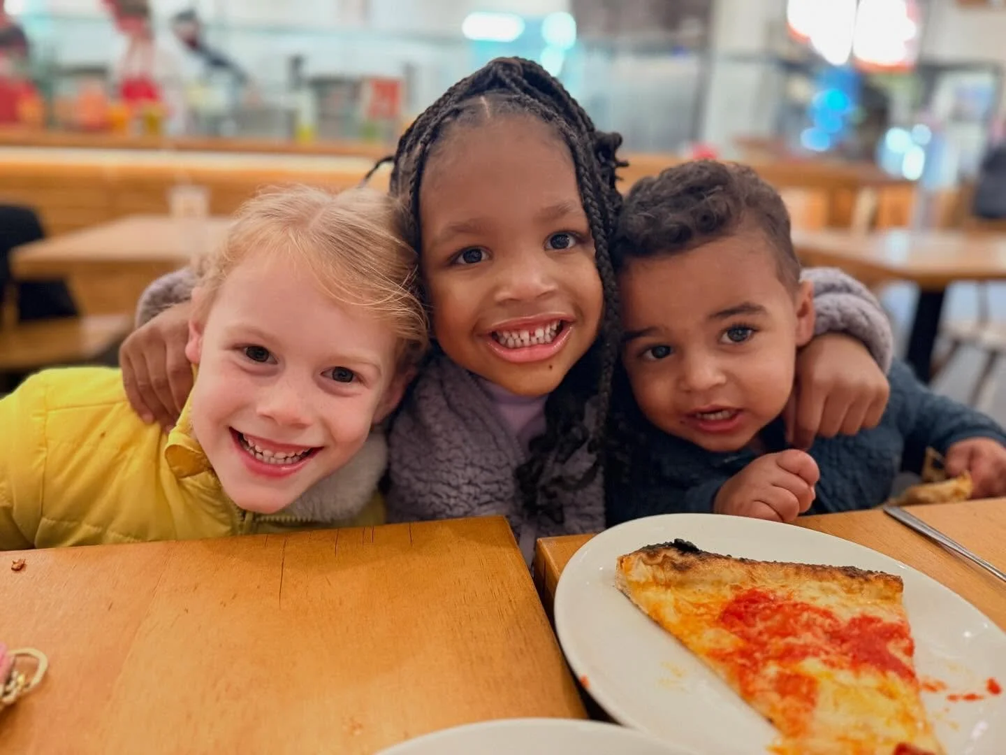 A big thank you to everyone who joined us for our Pizza Night at Inizio&rsquo;s! 🍕 It was such a joy to spend the evening together as a community. The children had a great time enjoying their pizza, while parents connected and shared in the fun. We&