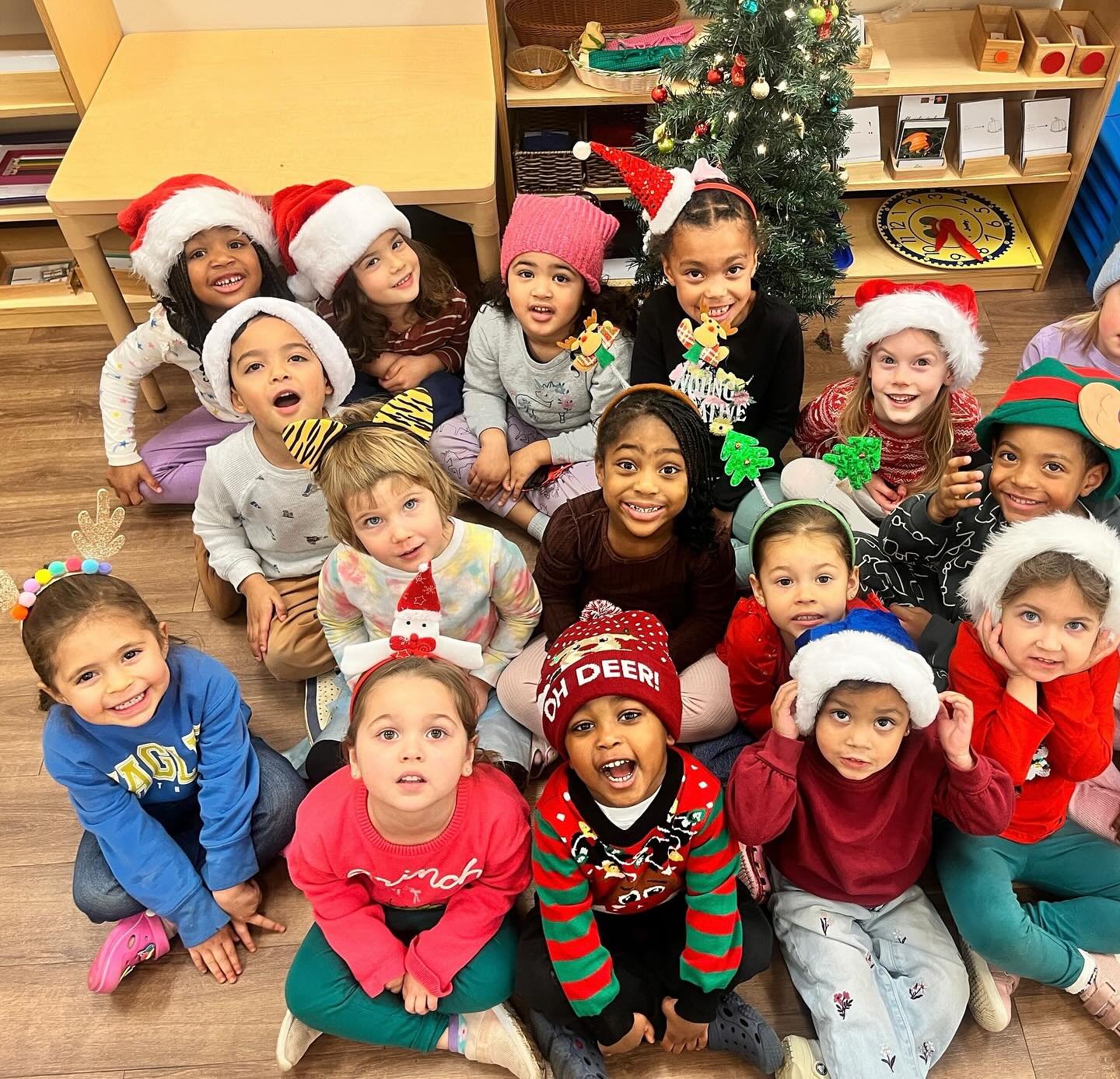 Happy Spirit Week from Woods Montessori! ✨
This week has been full of holiday performance practice, festive fun, and joyful moments shared together. The children have been busy, excited, and making memories along the way. 🤍 #huntersvillenc #huntersv