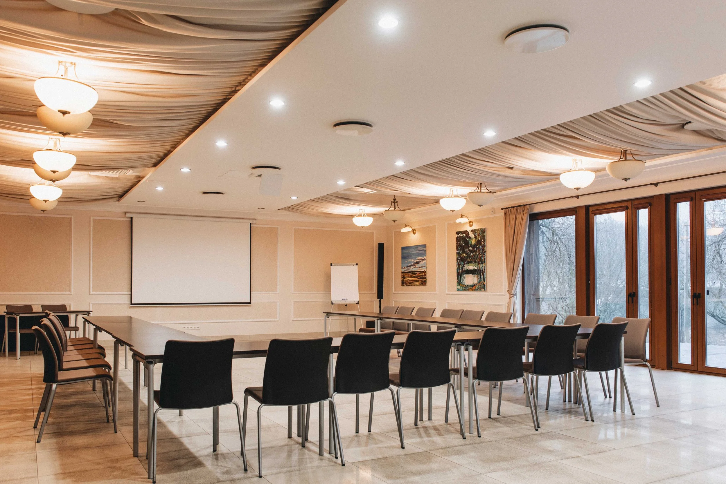 Didžioji konferencijų salė, projektorius