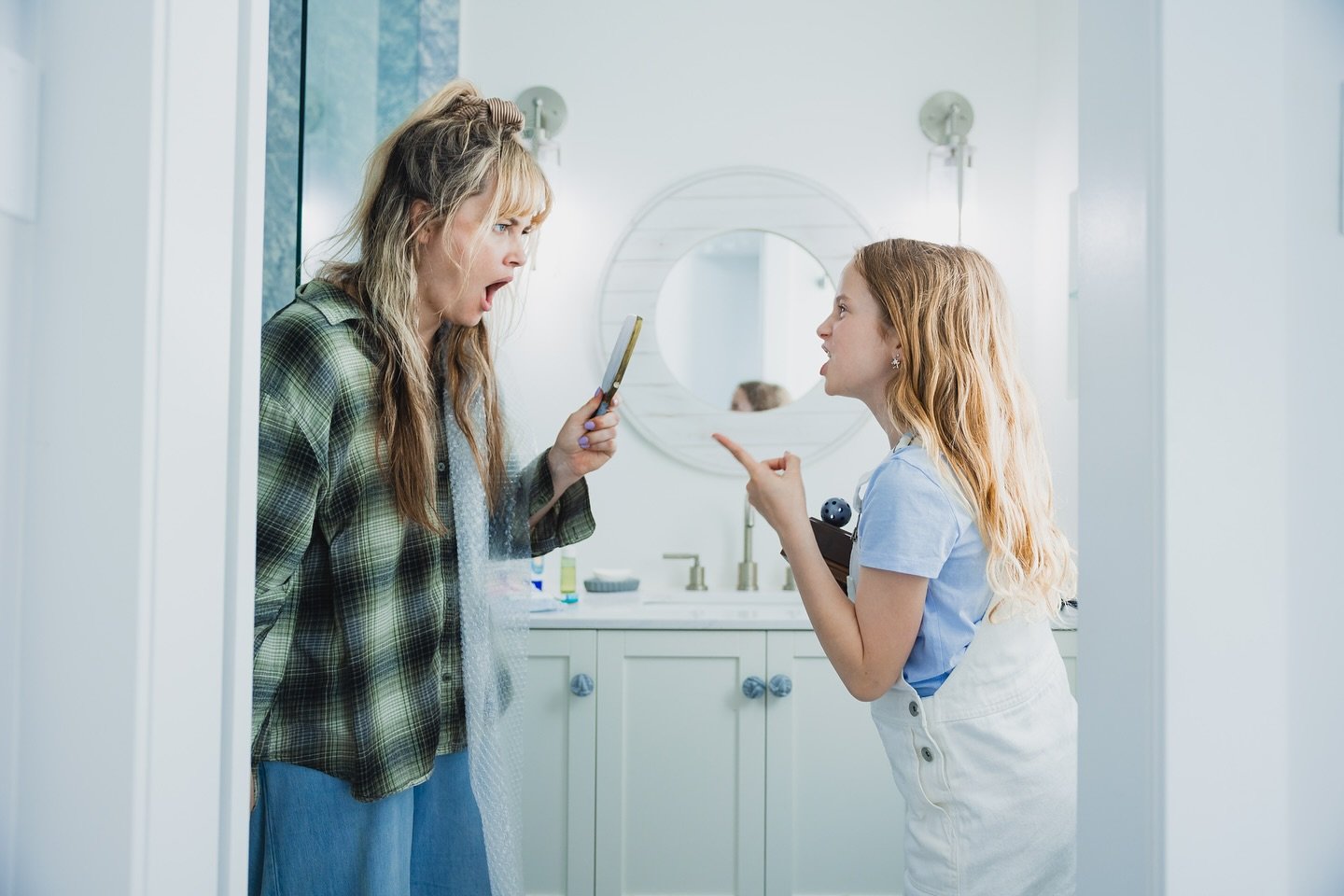 🚨 FIRST SNEAK PEAK OF EVERYBODY&rsquo;S MEG S2 🚨 

Season 2 of Everybody&rsquo;s Meg is done!!!! Ahhhhhh!!!! 

Thank you to everyone who made this season possible, what a wild &amp; fun ride back in Meg land. We cannot wait to share more &mdash; bu