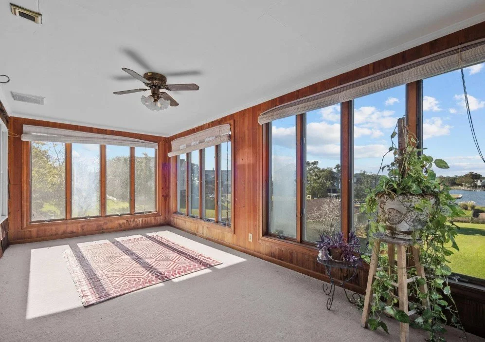 20 Sun Room.jpg