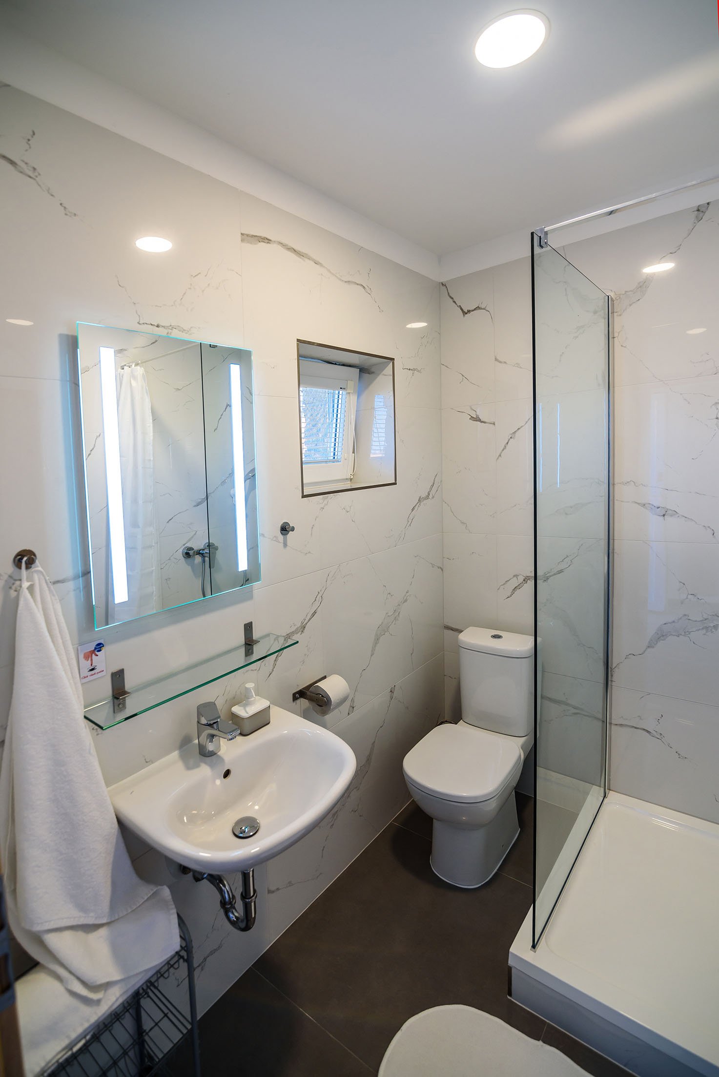 velky-meder-ubytovanie-studio-kupelna-wc