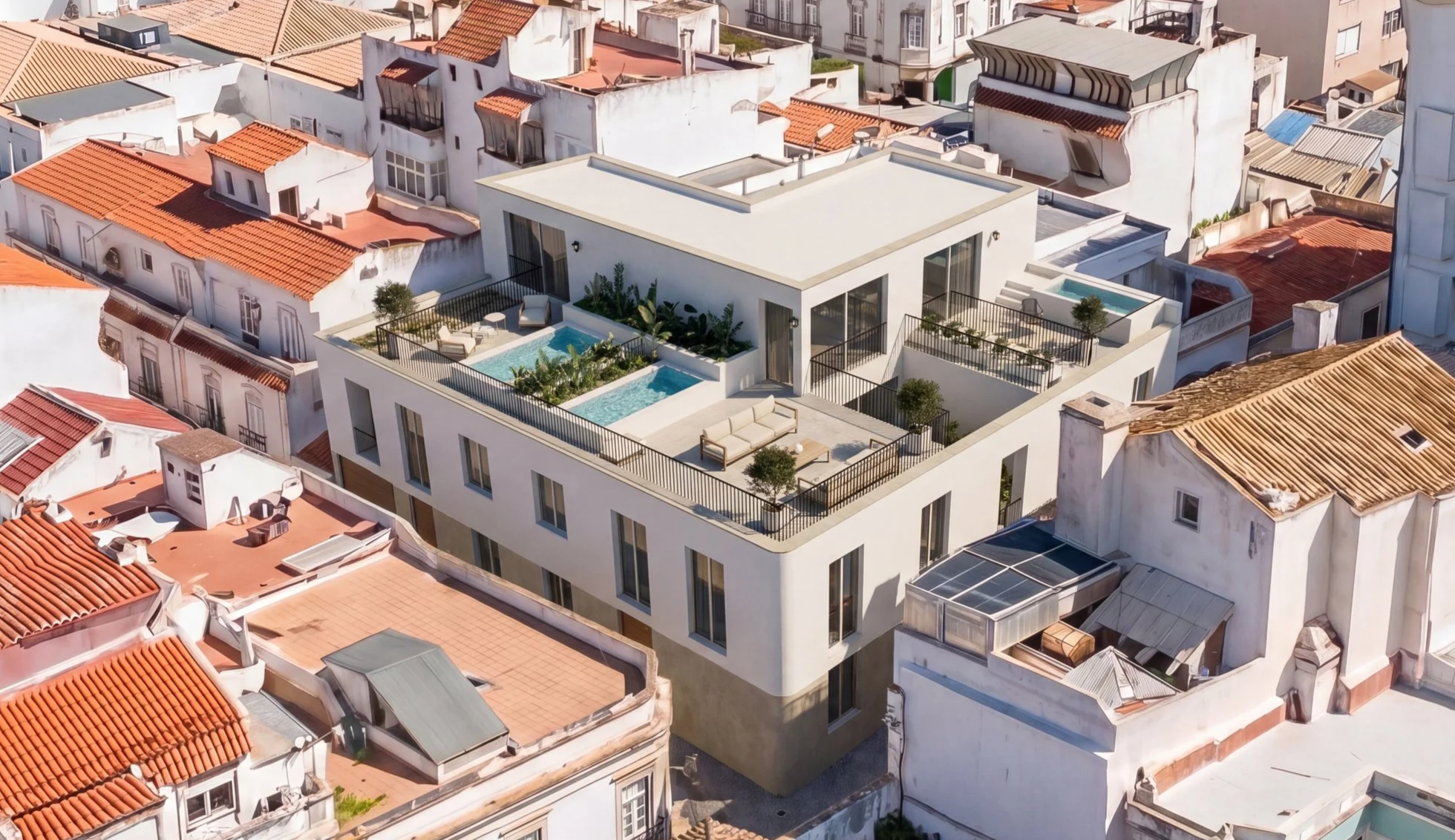 3 Modern residences with private rooftop pools and terraces integrated into Portimão’s historic urban fabric.