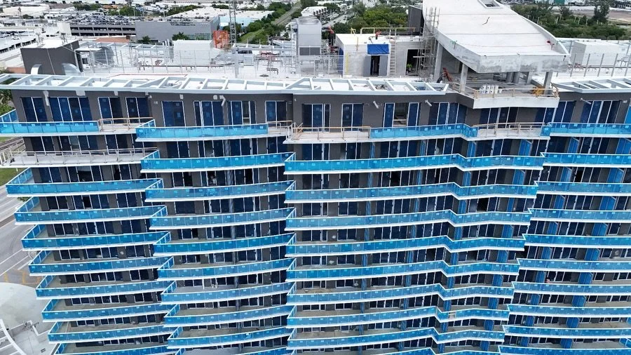 @nexoresidencesmiami Update ✨

NEXO Residences is looking beautiful in North Miami Beach!

What an honor it is to be part of this incredible project, set to reach completion in 2026. Just look at all that stunning glass installation! Proud to be work