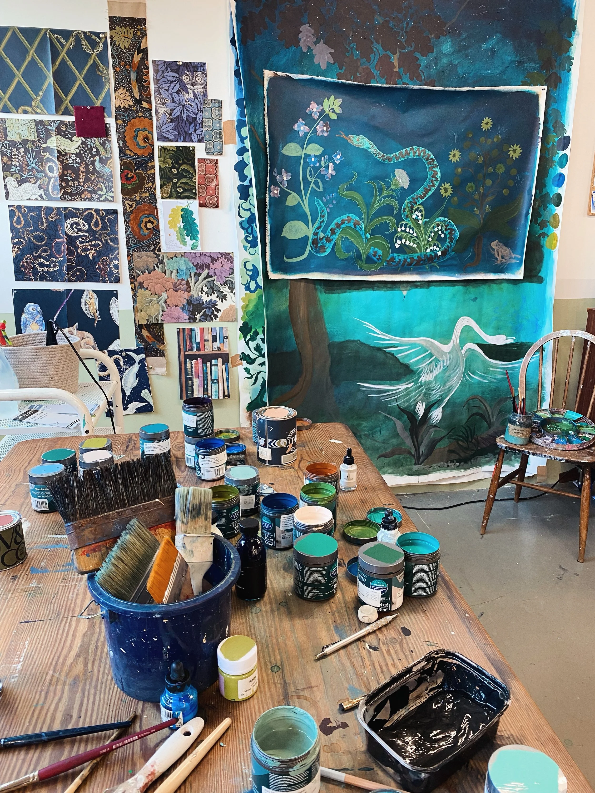 Studio sampling day 🐍👩🏻&zwj;🎨