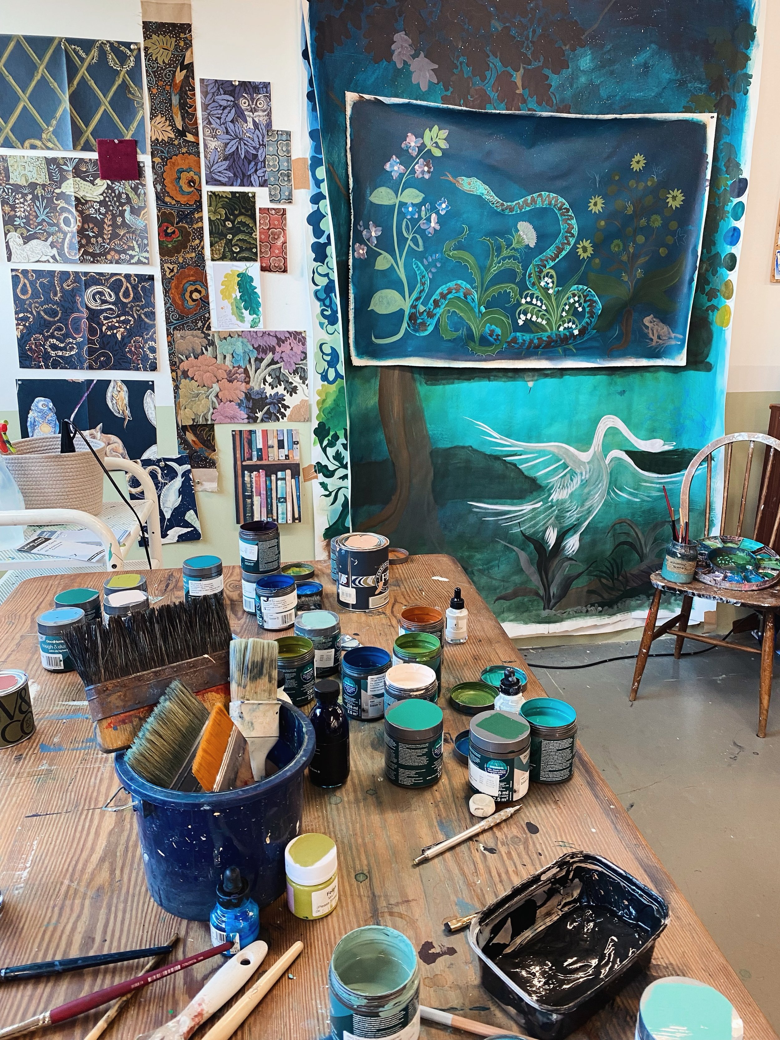 Studio sampling day 🐍👩🏻&zwj;🎨