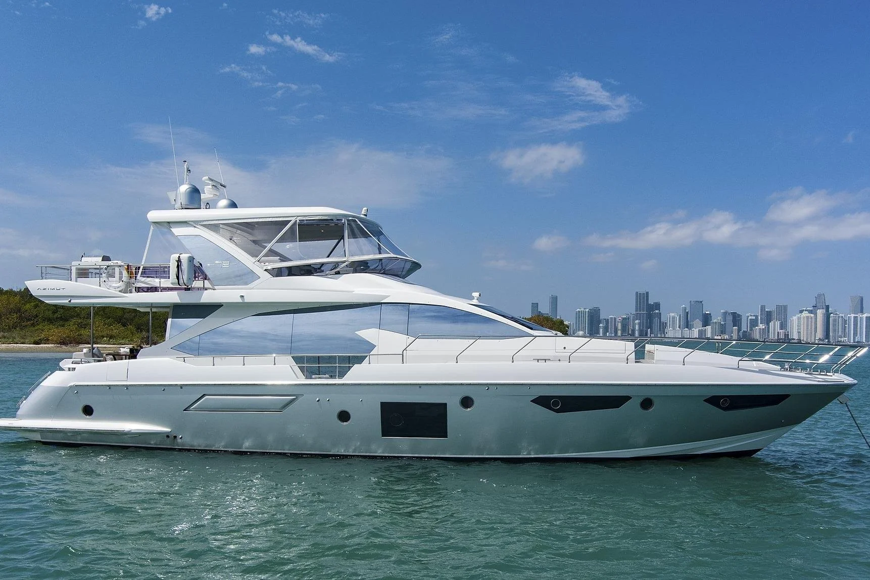 2017 - 72.25' Azimut 72 FLYBRIDGE