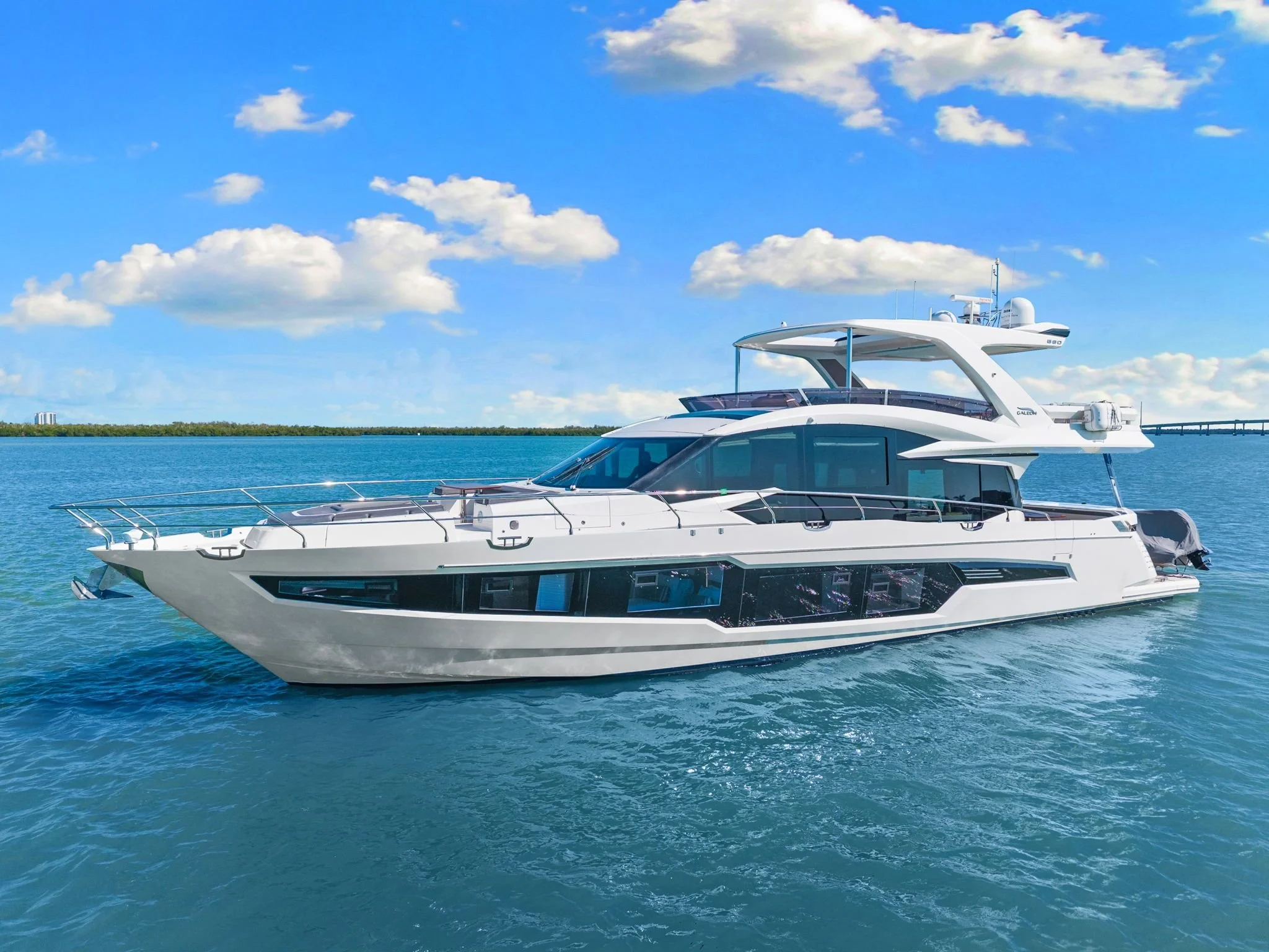 2020 GALEON 72’ 680 FLYBRIDGE
