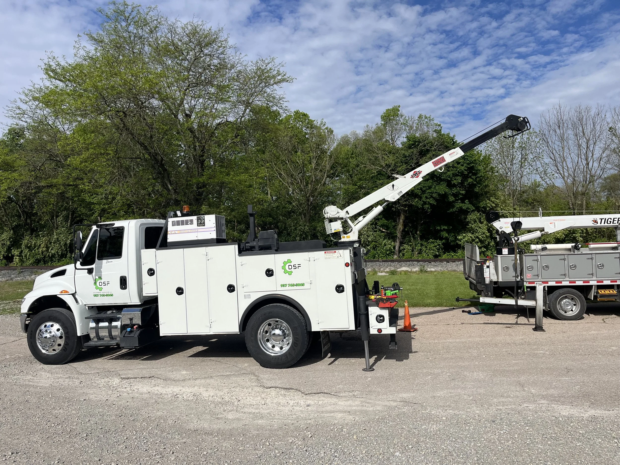DSF Equipment’s field service truck preparing for hydraulic diagnostics in rural Ohio.