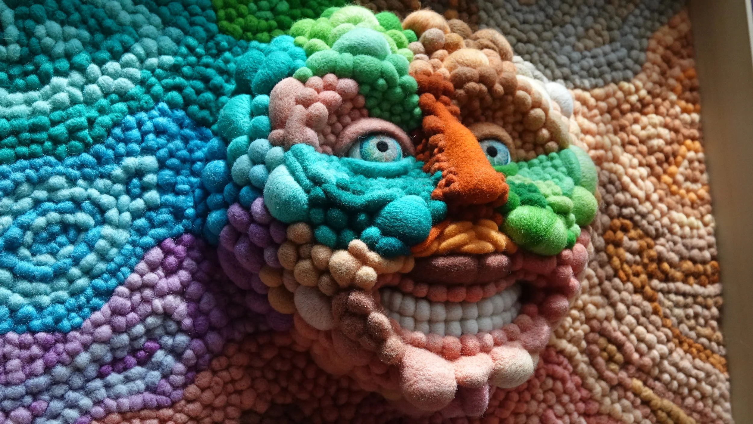 Pastel color contemporary home wall decor 