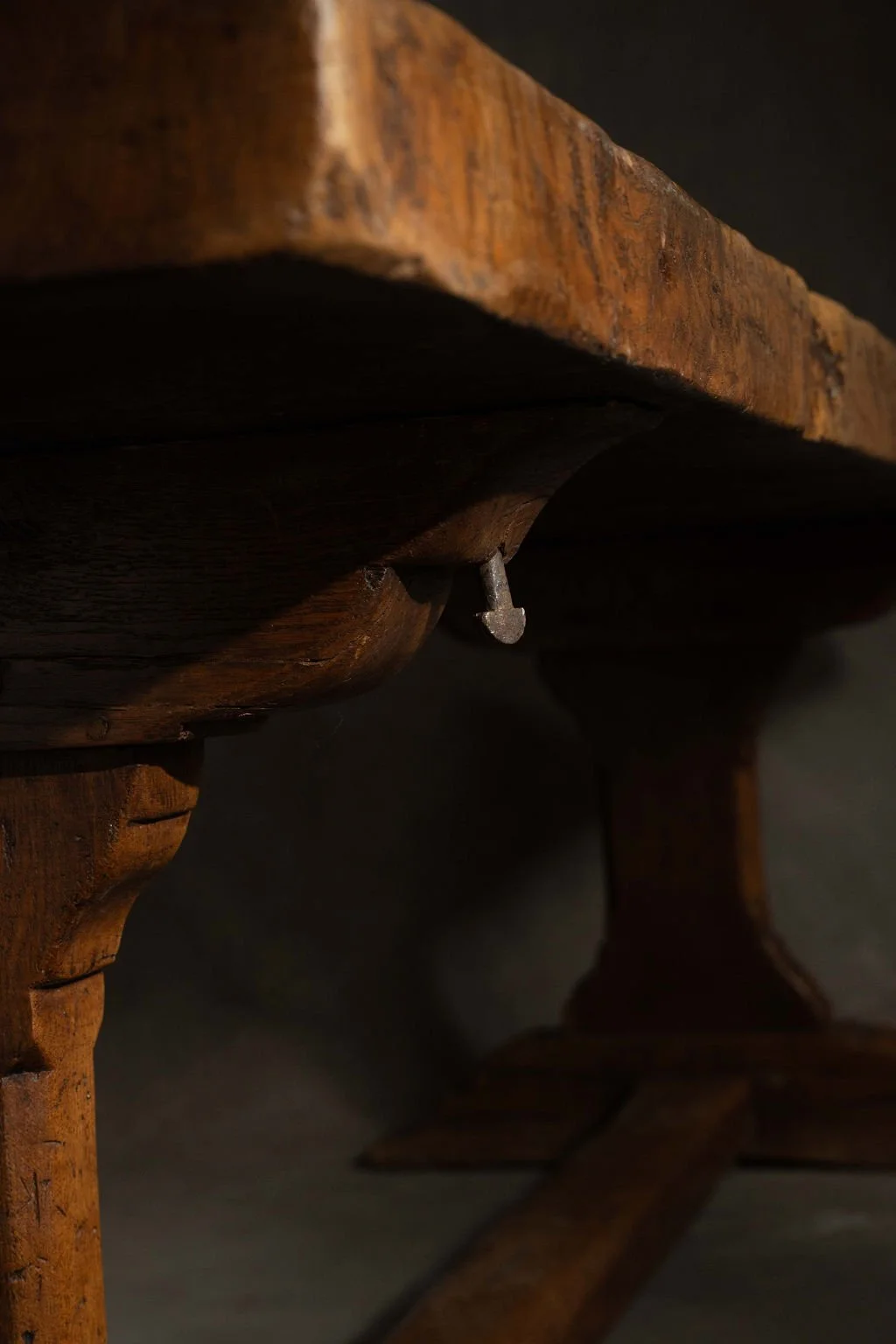 Single Plank Oak Farmhouse Table6.jpg