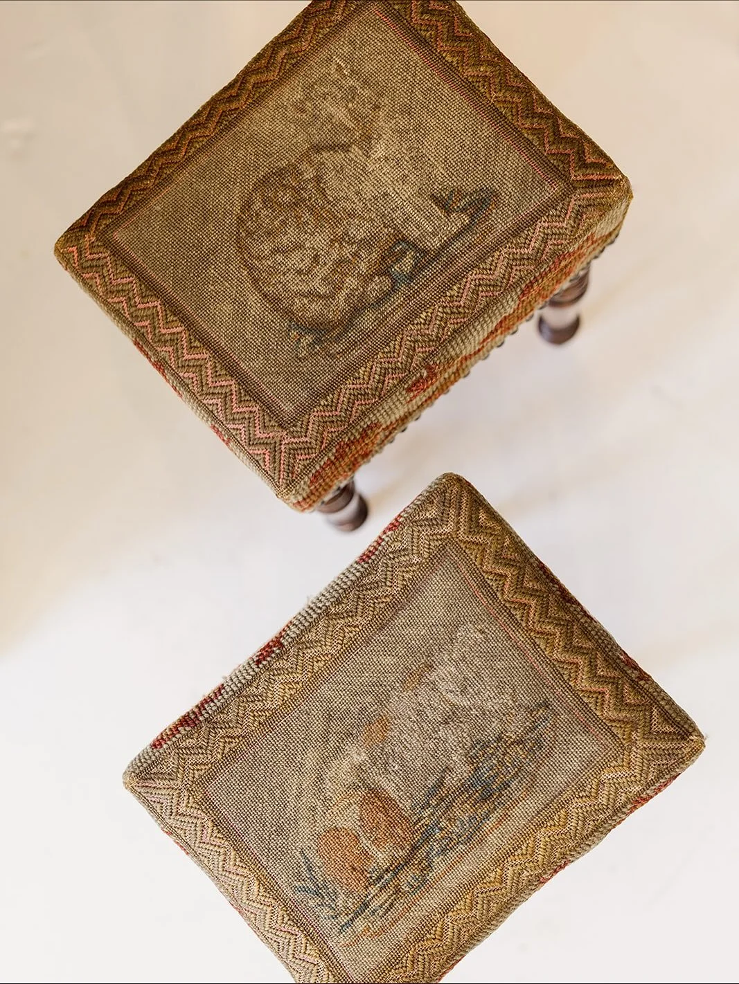 ✨ Scrolling-worthy treasures ✨
A rare pair of Regency needlepoint stools, circa 1830, showcasing the timeless craftsmanship of the period. Each stool features exquisite handworked needlepoint upholstery and elegant turned legs &mdash; details that ma