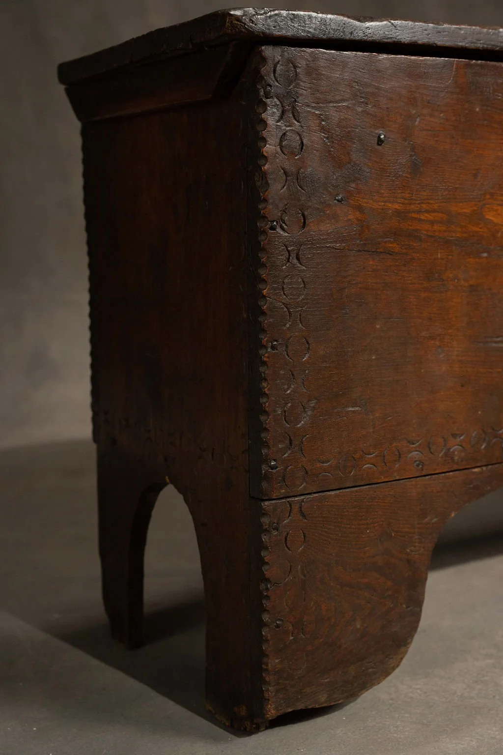 17th Century English Elm Sword1.jpg