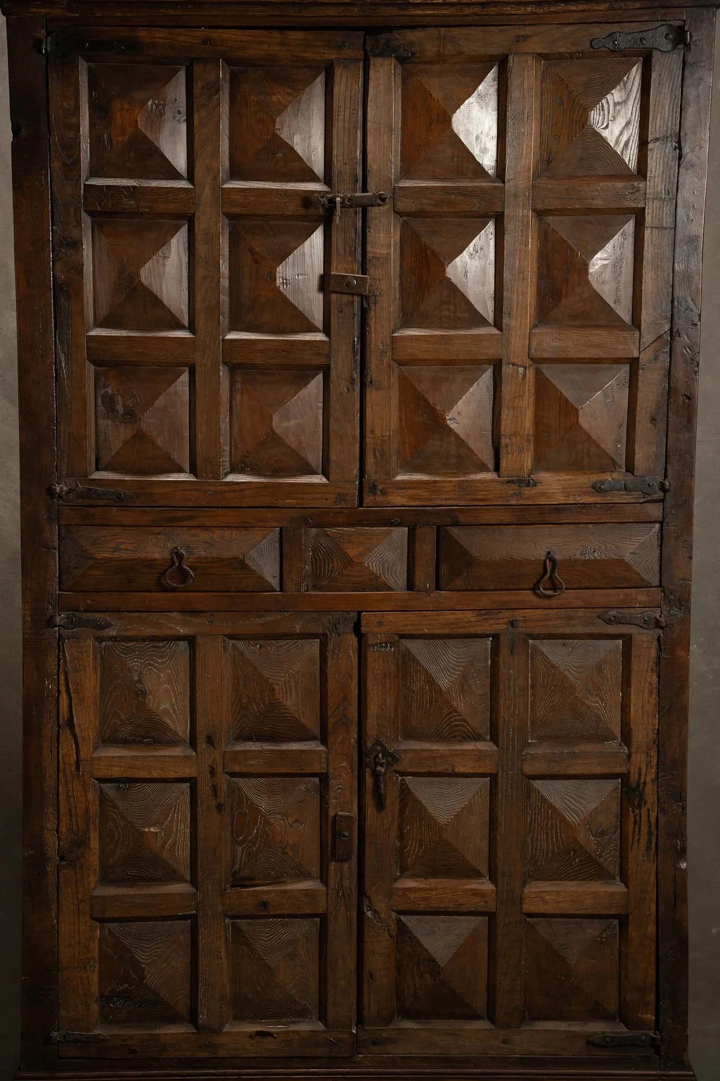18th Century Spanish Cupboard C.3.jpg