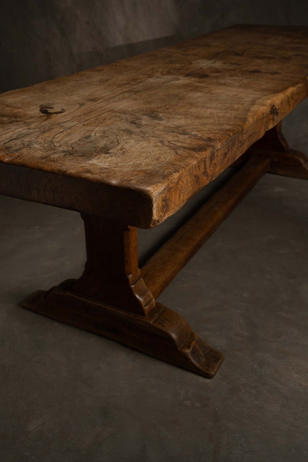 Single Plank Oak Farmhouse Table3.jpg