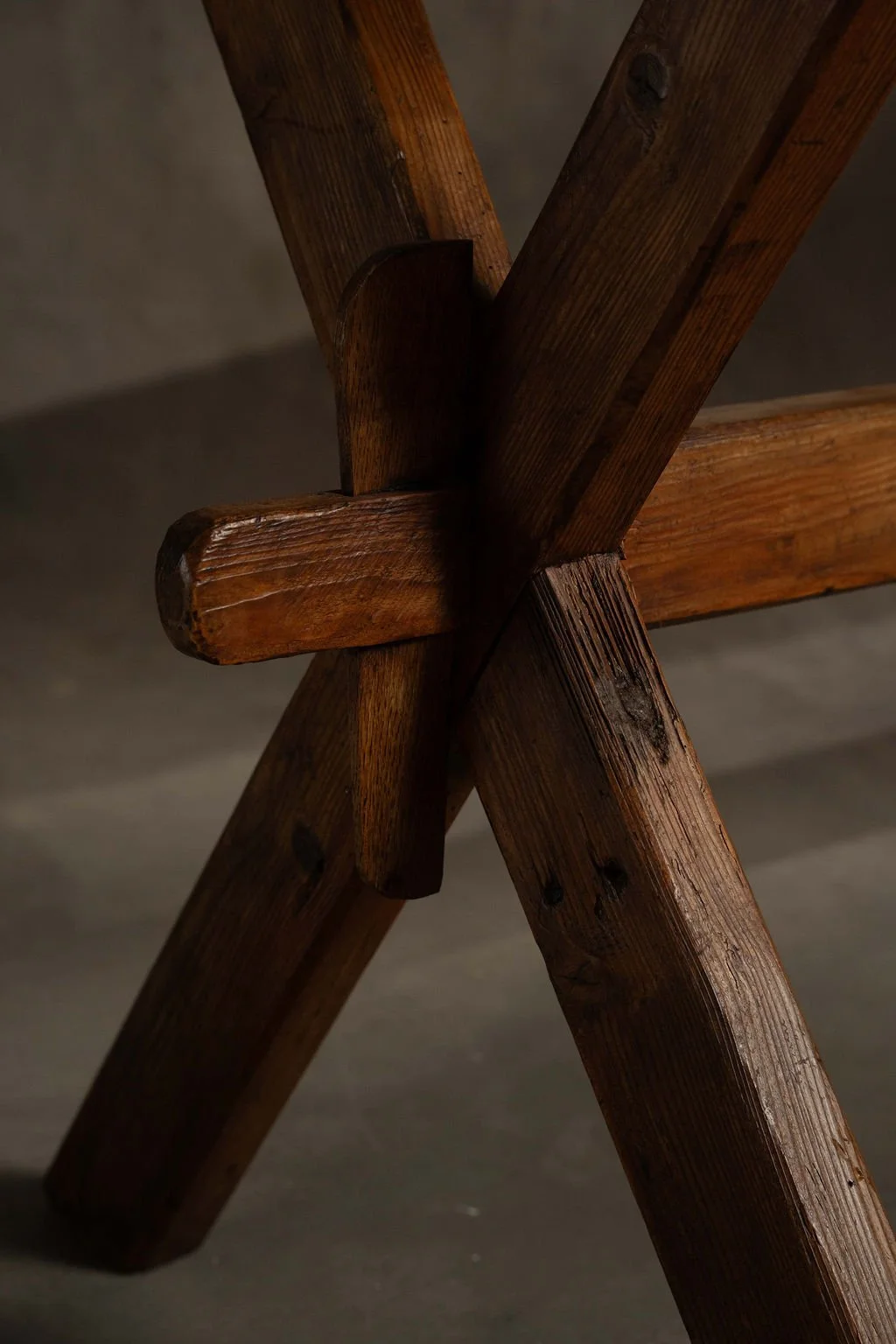 English Edwardian Era Tavern Table4.jpg