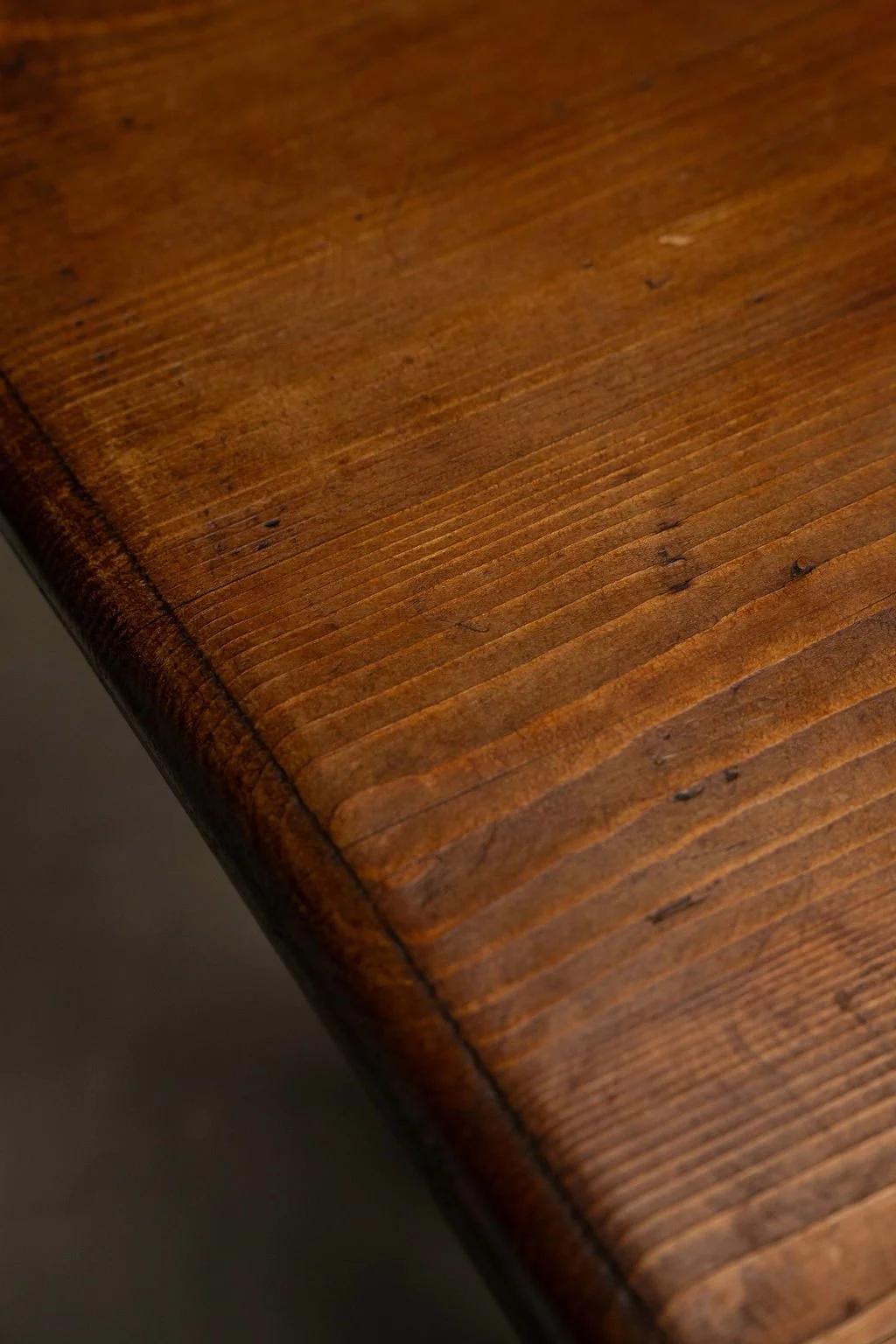 English Edwardian Era Tavern Table5.jpg
