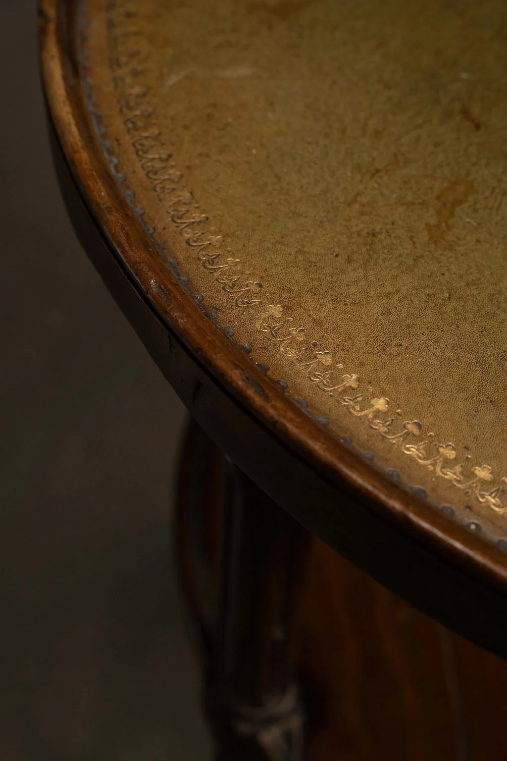 Leather Topped Tavern Table 4.jpg