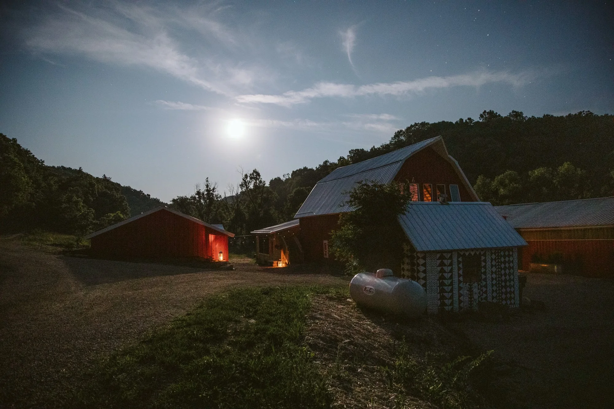 event barn, bathrooms, road.jpg