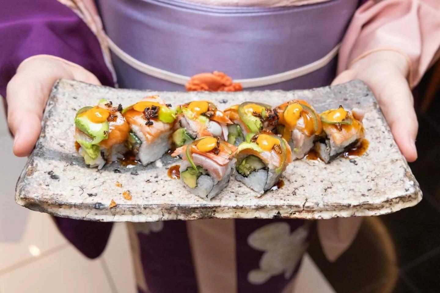 Happy Friday
.
.
.
.
#SushiGaku
#Washingtondc
#georgetown
#dcdining 
#dcfoodies
#DMV
#Japanesefood
#sushi
#edomaesushi
#sushilover
#sashimi
#fishlover
#bestSushi
#omakase
#sake #toro #uni #nigiri #maki #lunchSpecial #lunchBento #whitehouse
#downtownD