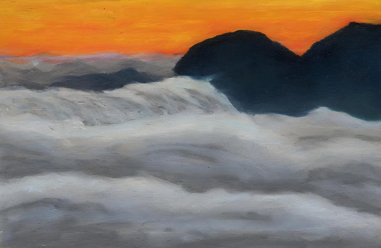 Miniatur „Abendhimmel“ in Ölpastell auf Holz mit Bergsilhouette und orangefarbenem Himmel von AnnHo Arts