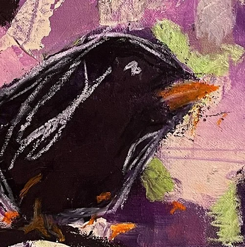 Detailansicht aus „Halloween at Night“ mit schwarzem Raben vor violettem Hintergrund