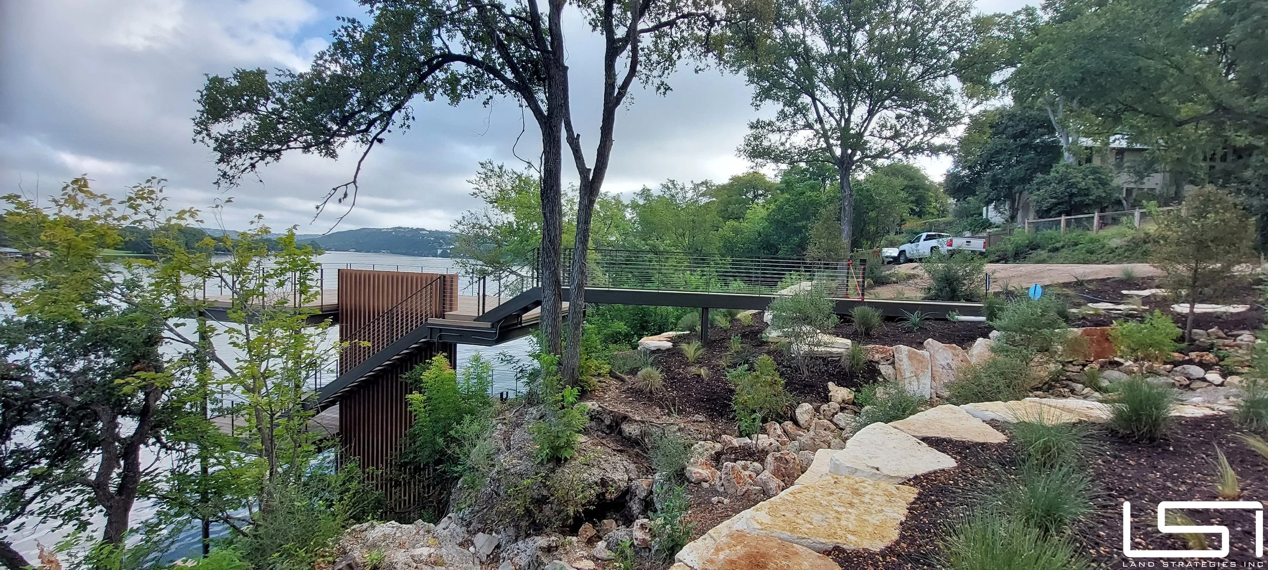 BordersDock-Photo X_03 LSI.jpg