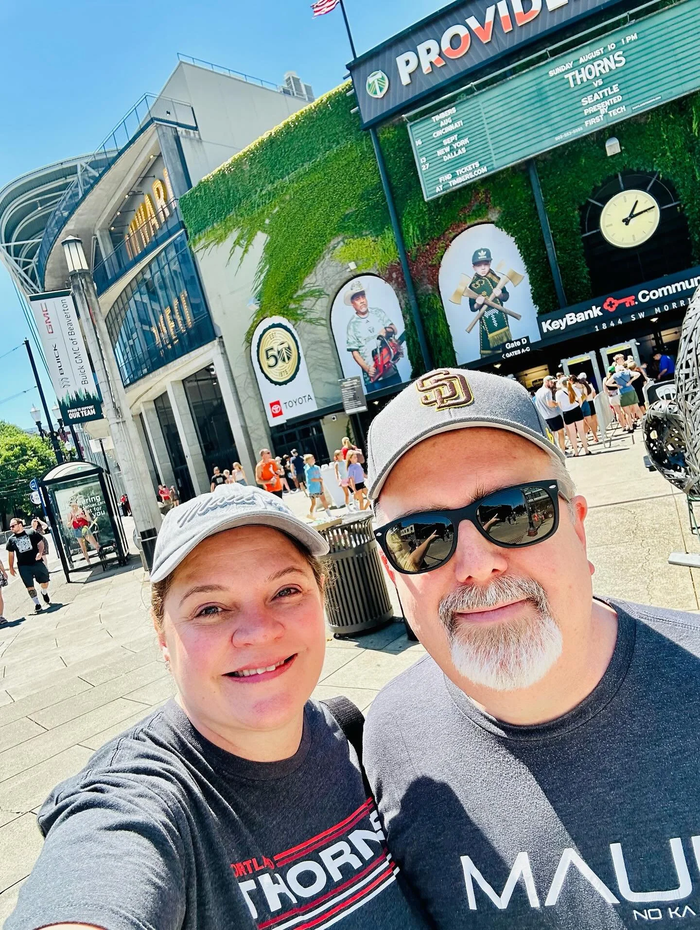 🌹⚽ Portland doesn&rsquo;t just play soccer &mdash; we live it. And on Sunday, we showed the Seattle Reign exactly what that means.

Dave and I were there for his work event, and between cheering in the stands and indulging in stadium classics (hello