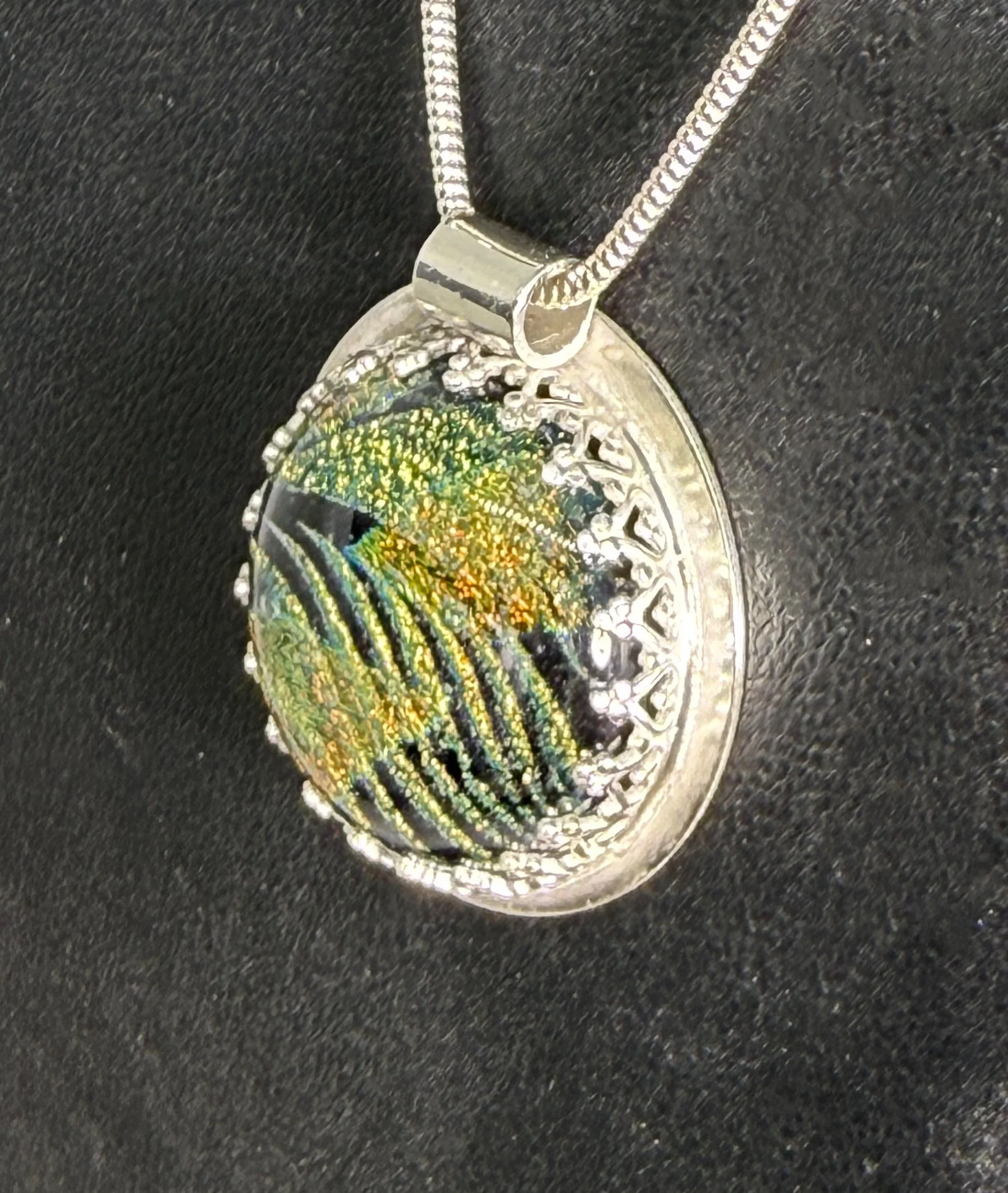 golden wings side.jpg