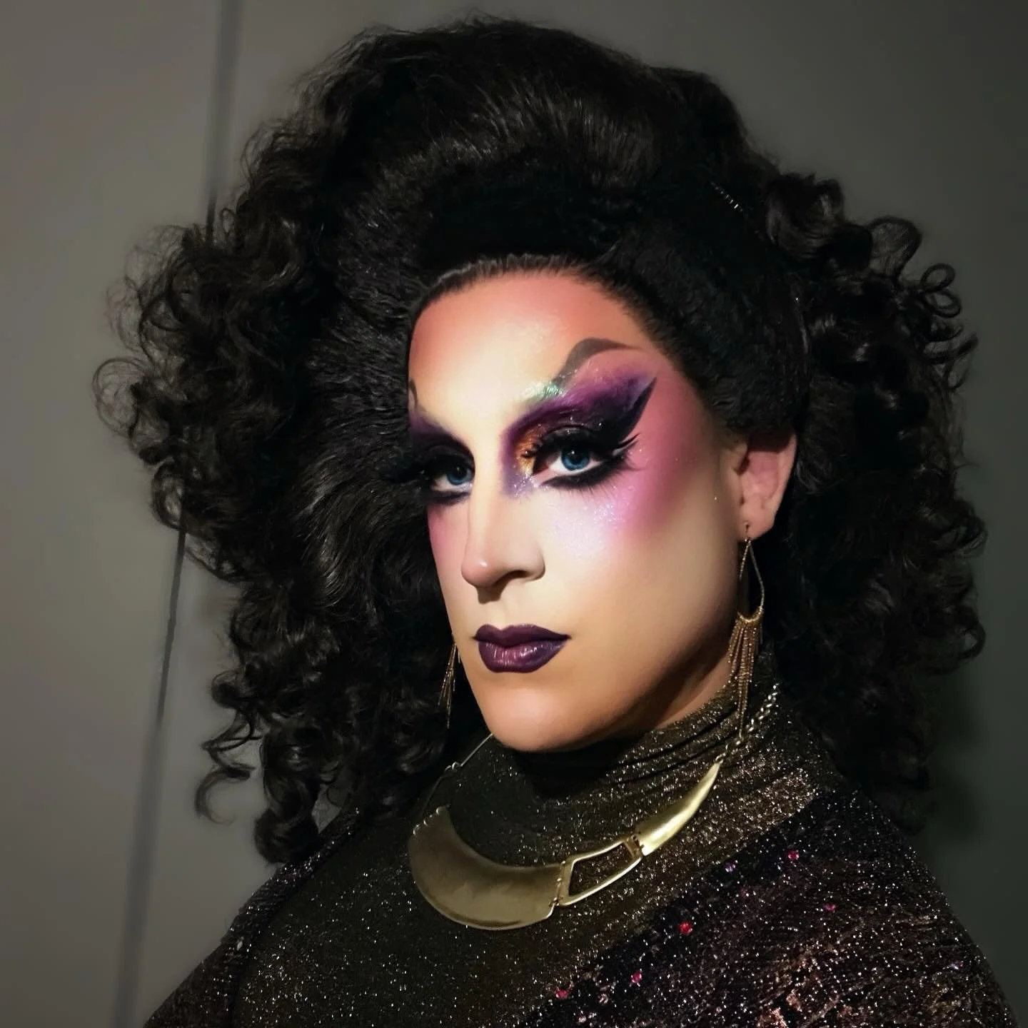 I got to be a disco lady last night at @tackroomchicago 💃🏻🕺🪩

Come join us sometime!

Hair by @zestywigs 
Makeup @sugarpill @patmcgrathreal @karlacosmetics @patrickta