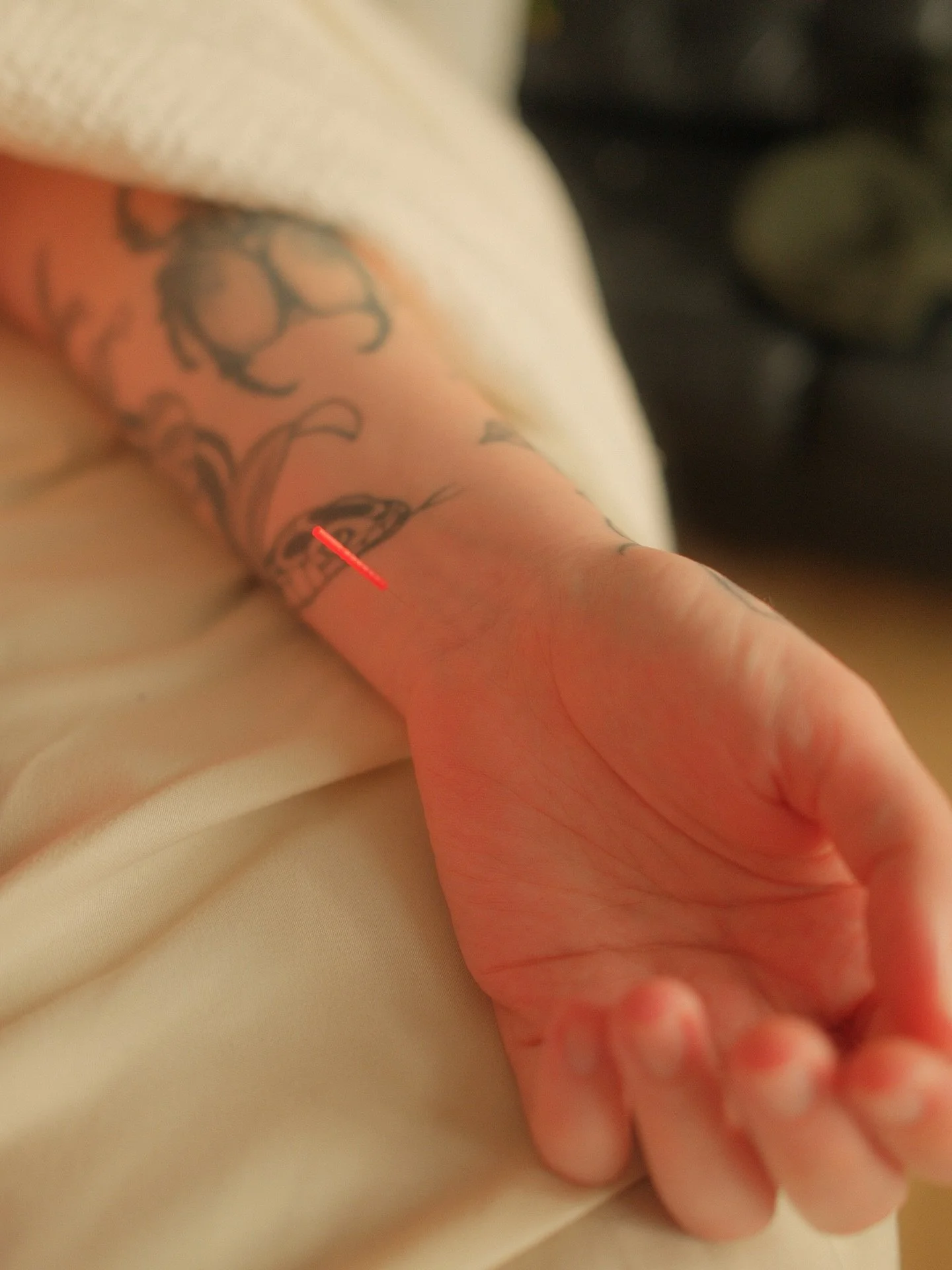 The best part of acupuncture isn&rsquo;t the bliss of the treatment itself, it&rsquo;s what happens after. Deeper more restorative sleep, anxiety softens, smooth digestion, glowing skin, presence and clarity of mind&hellip; 

Acupuncture provides the