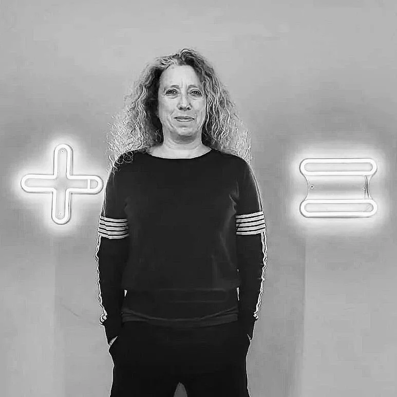 Katharina von Wilcke is a Berlin-based cultural manager, curator, lecturer, and consultant with over 30 years of experience in the arts. She works with independent artists, groups, and cultural institutions on funding applications, project developmen