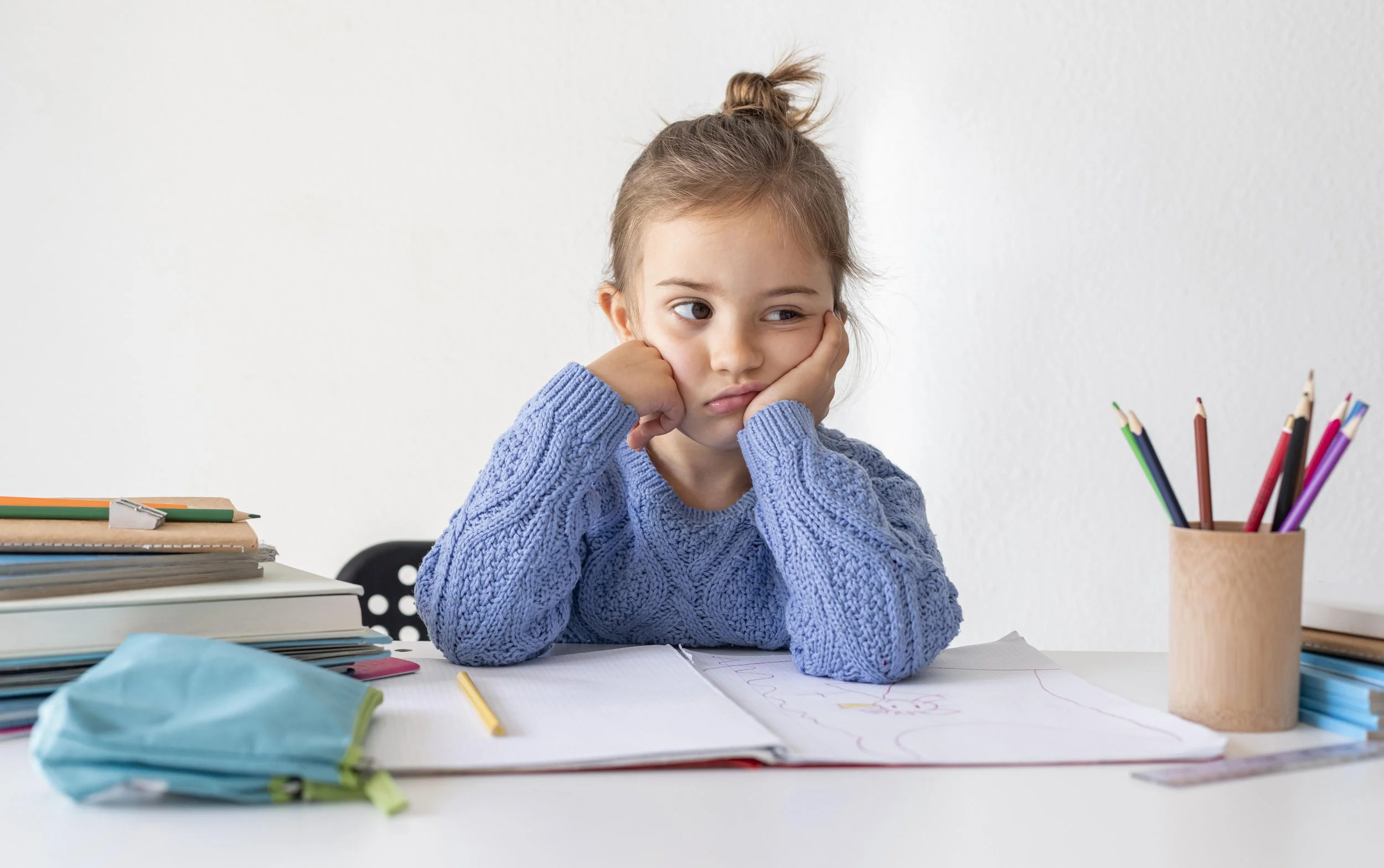 portrait-little-girl-coloring.jpg
