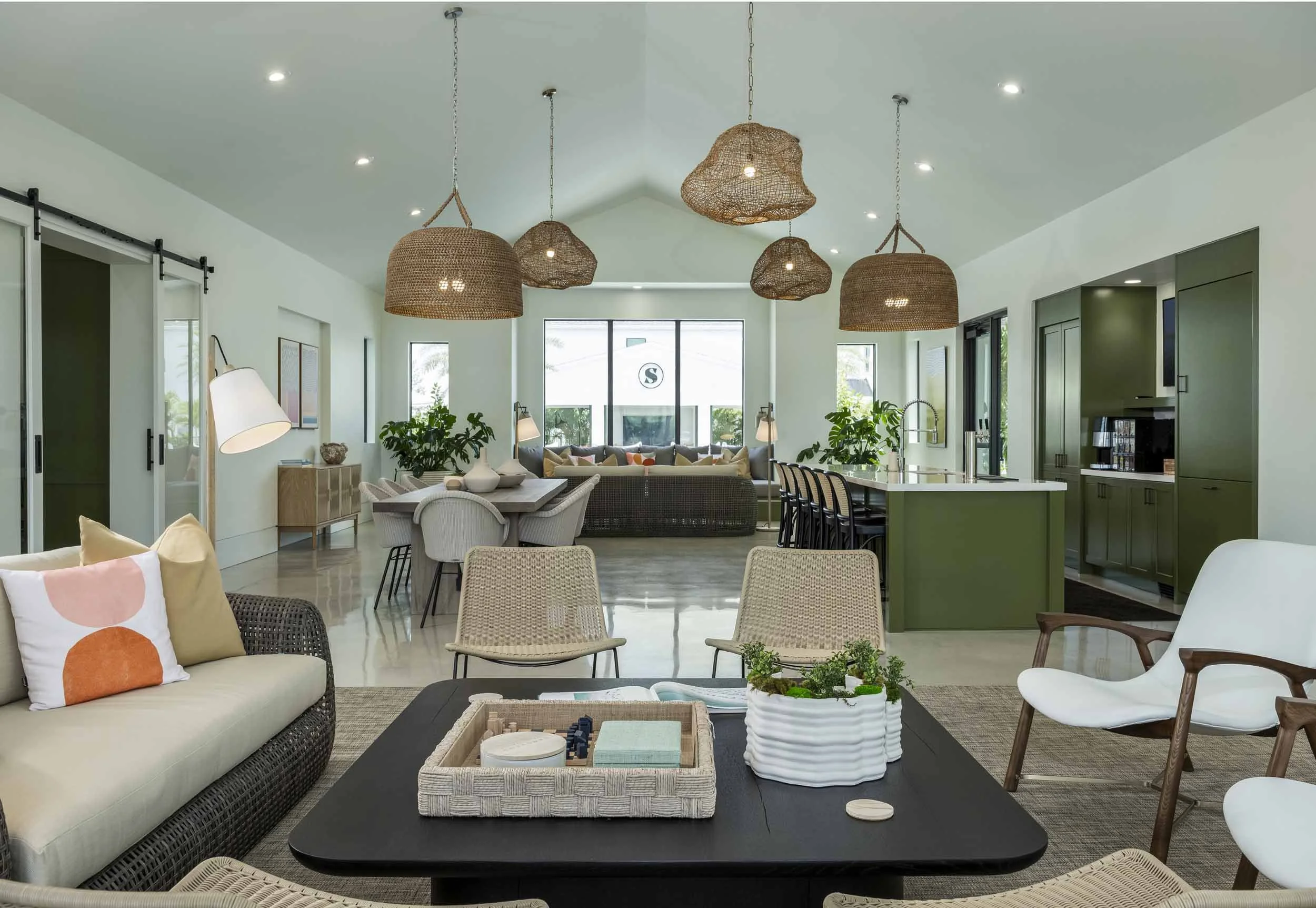 Swell by Soltura | Homes for rent in Bonita Springs, FL | Clubhouse and Resident Lounge