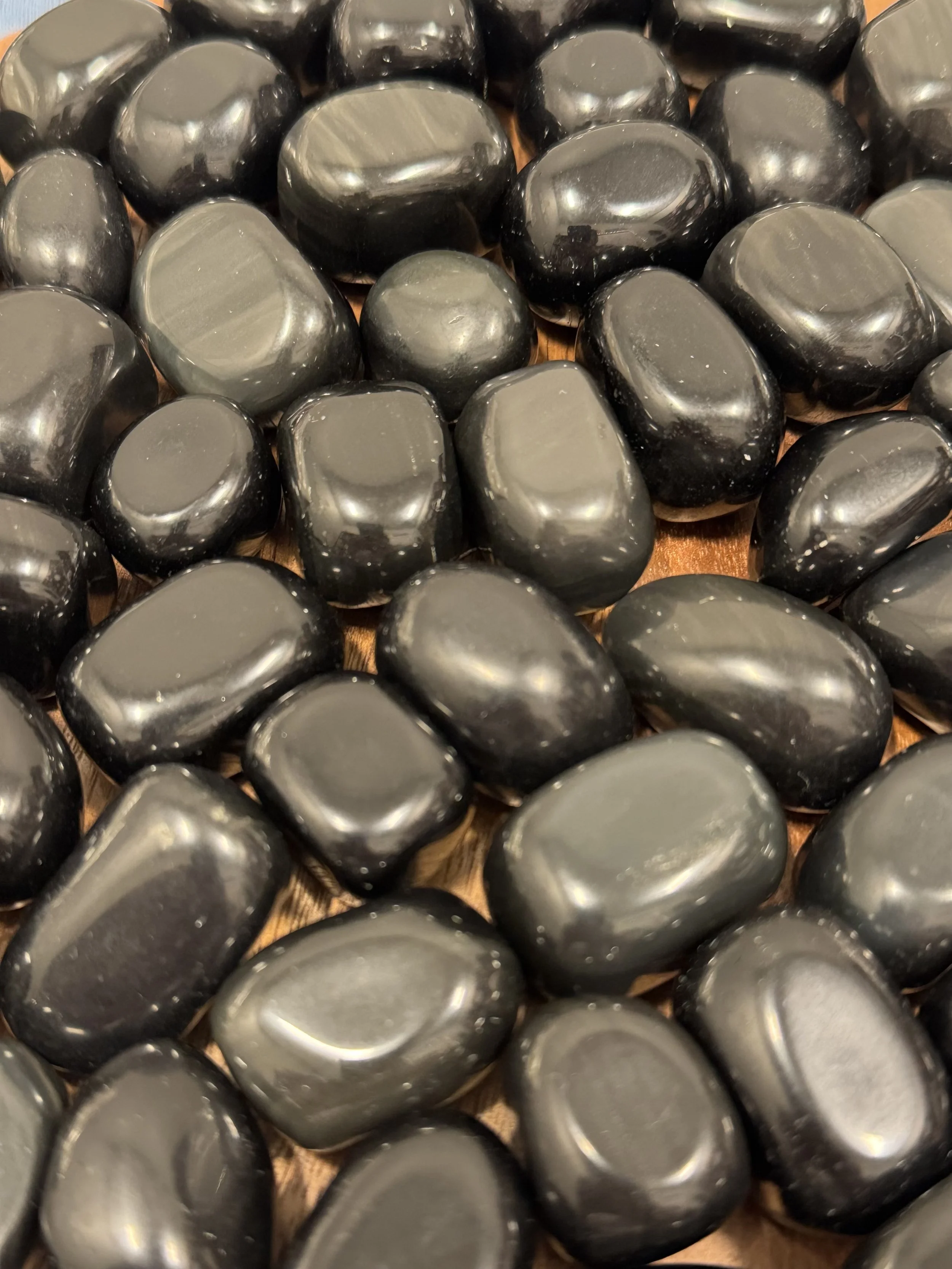 Black Onyx Tumble Stones