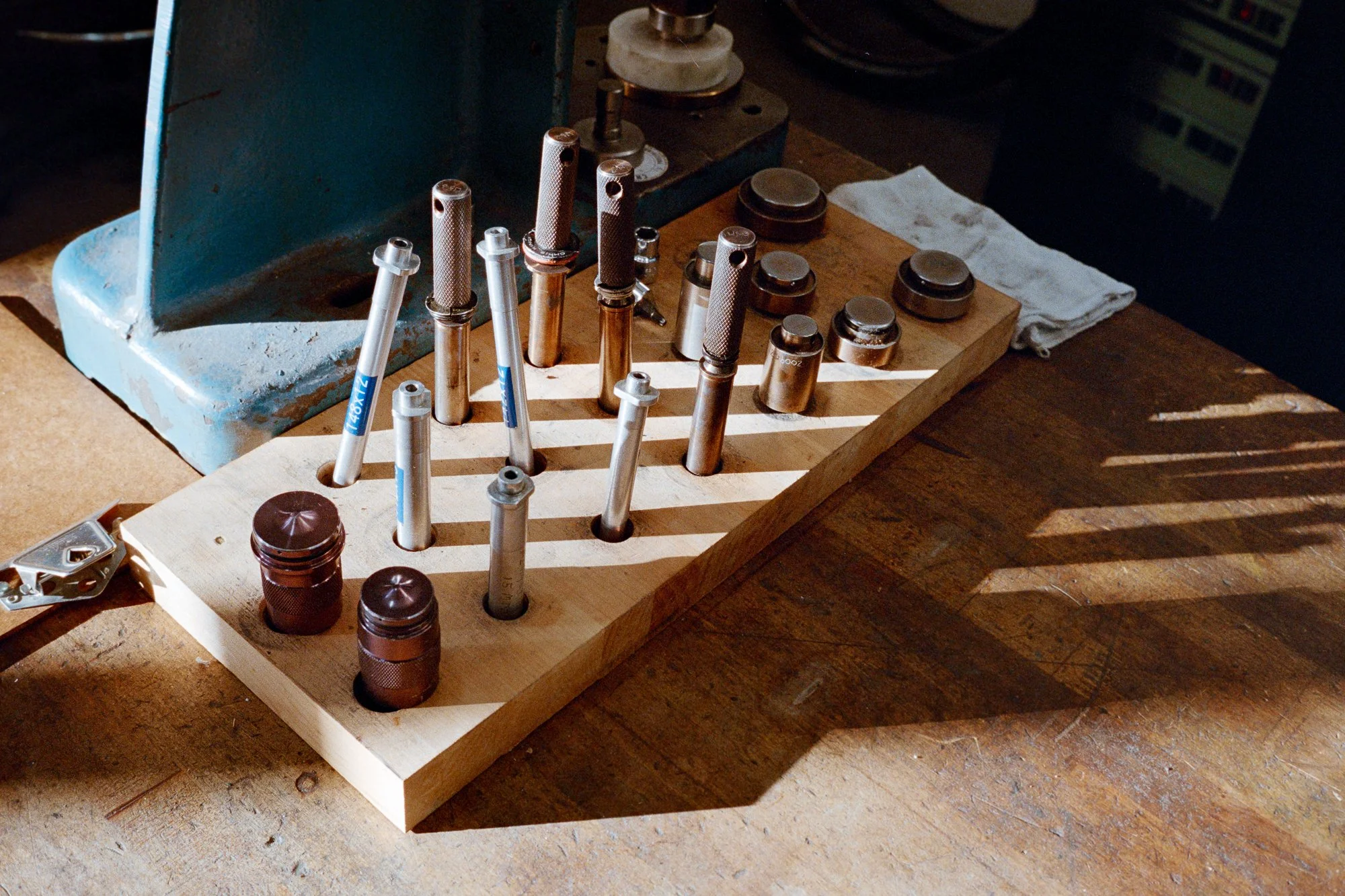 Factory_400UM2-2.jpg