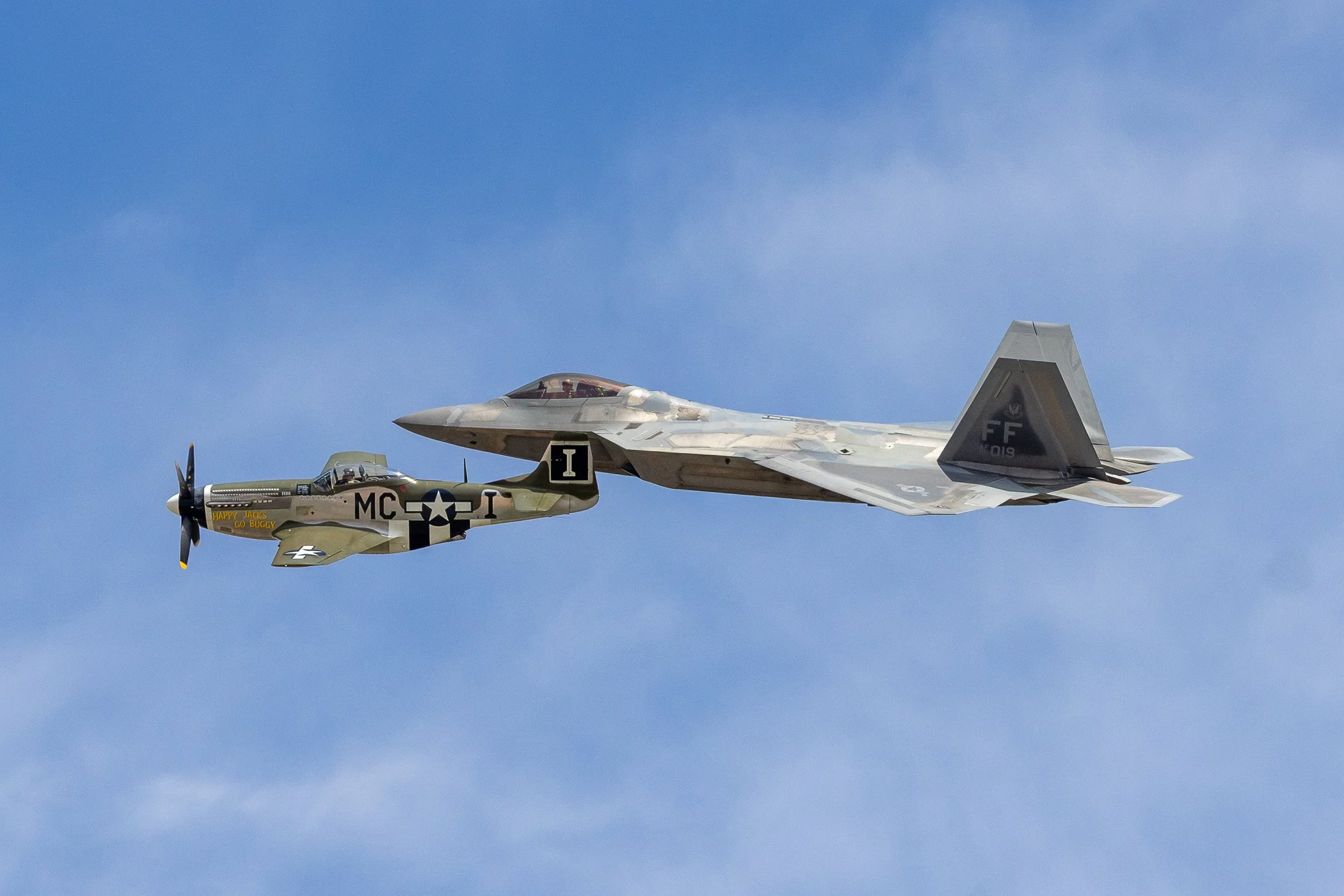 HoneyPear_Airshow_Altus-AFB_25.4.13_0049.jpg