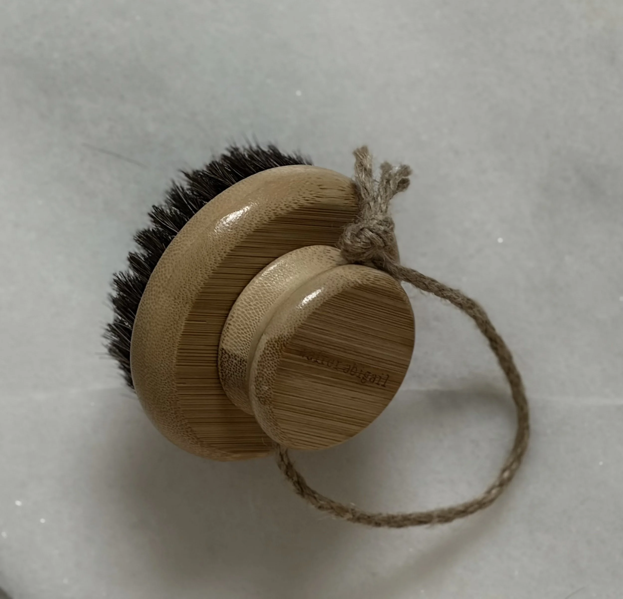 The art + anatomy of dry brushing