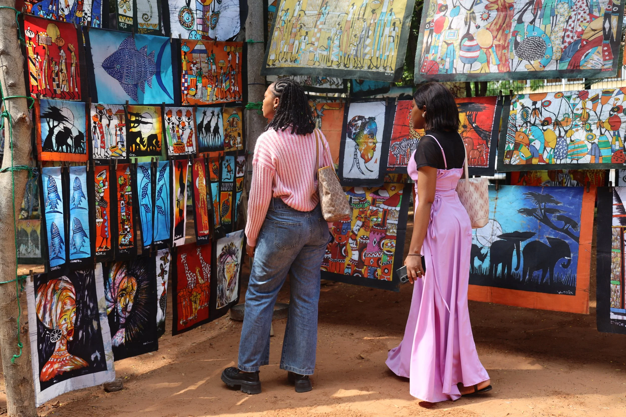 Viva Maputo Connosco - Uma Paragem especial na Feira de artesanato, flores e gastronomia