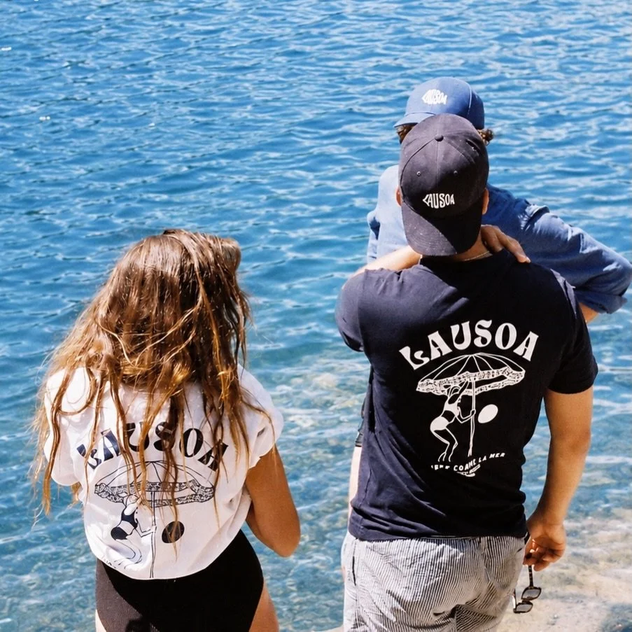 Quand bleu et blanc se rencontrent, c&rsquo;est toujours bon signe 💙🐚

MOD&Egrave;LE TEE : Bye Sun ⛱️