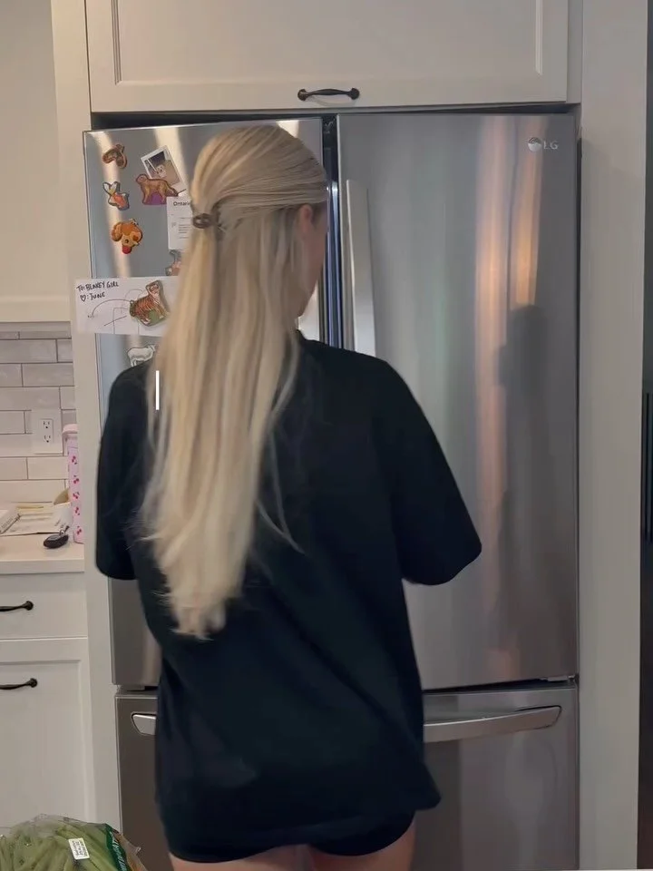 meal prep, simplified&hellip;🫶🏼

If you&rsquo;re a busy mom trying to eat high protein, balanced meals without spending your entire life in the kitchen, this is your sign to stop meal prepping meals and start batch prepping ingredients instead.

So