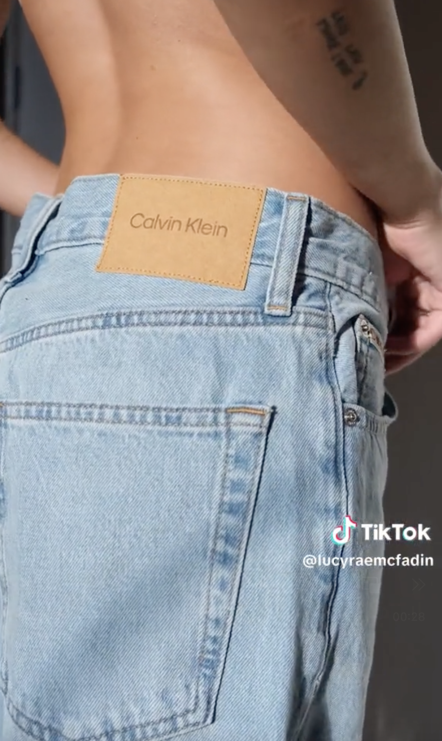 2 calvin klein screenshot.png