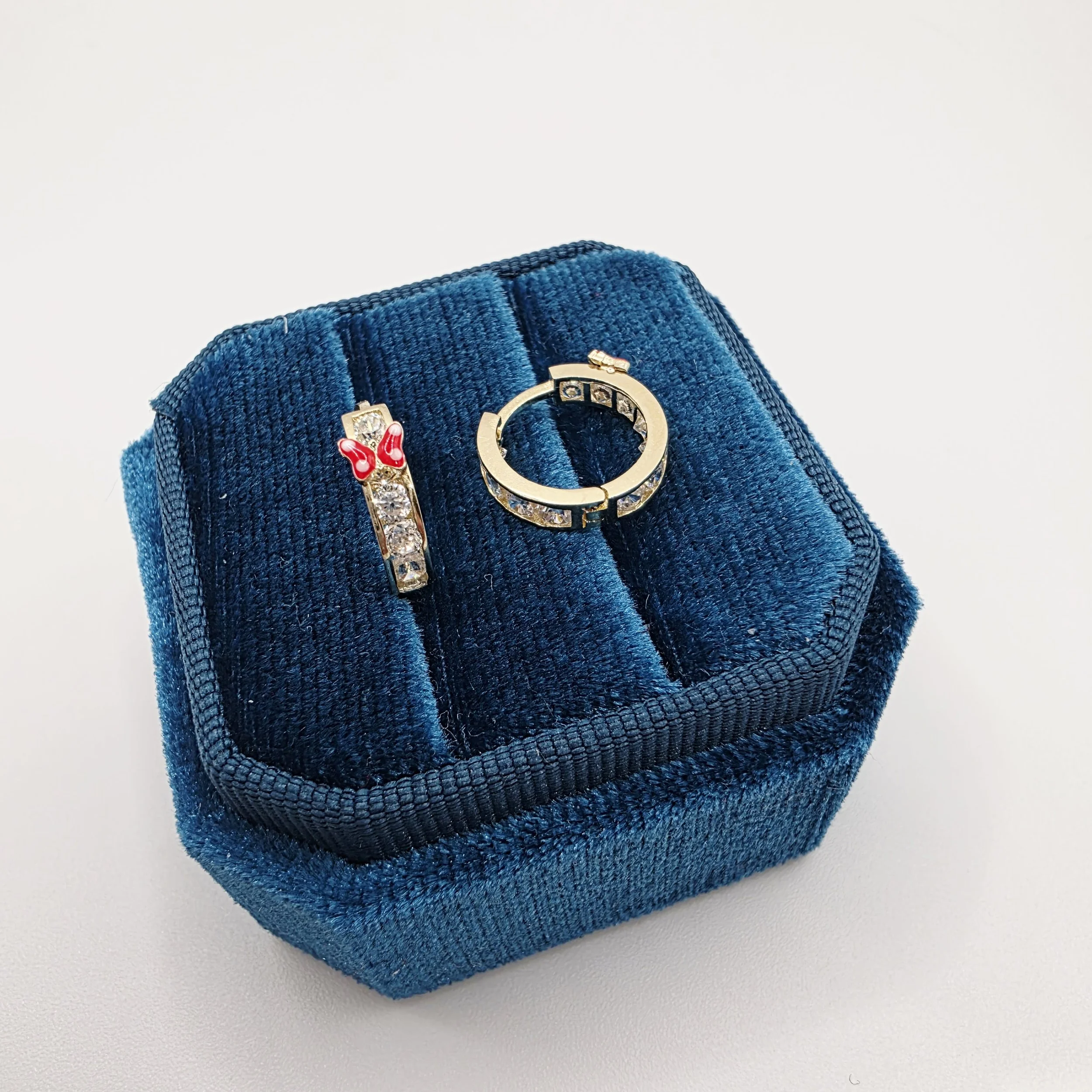 14k Gold Earrings/ Cercei Aur 14k EK90