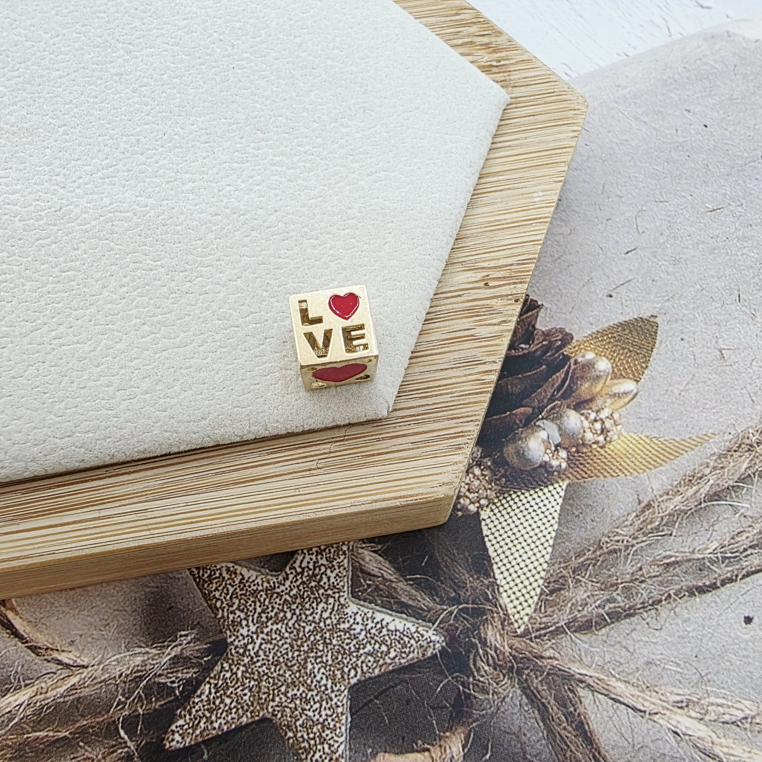 14K Gold Charm/ Charm Aur 14K C116