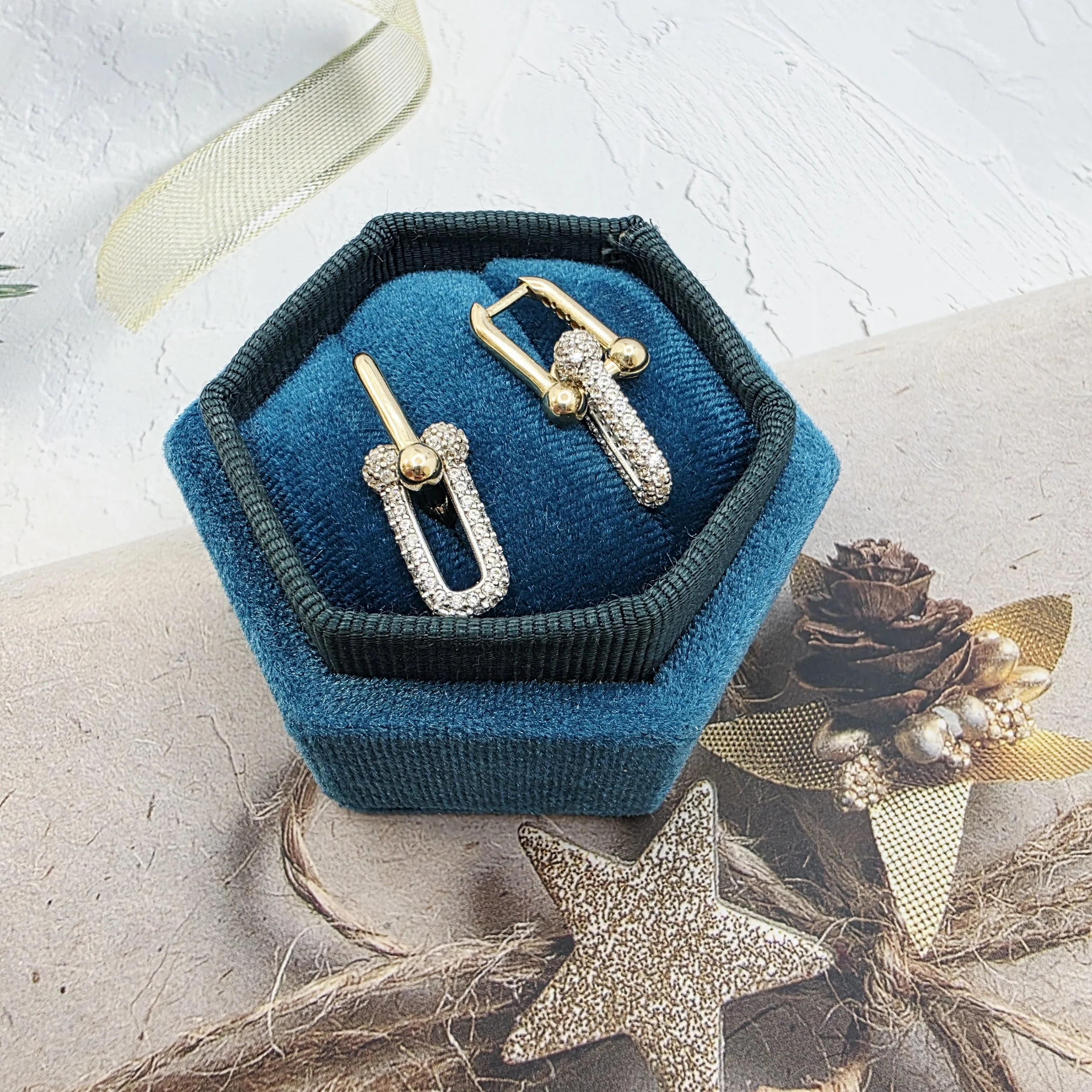 14k Gold Earrings/ Cercei Aur 14k C228